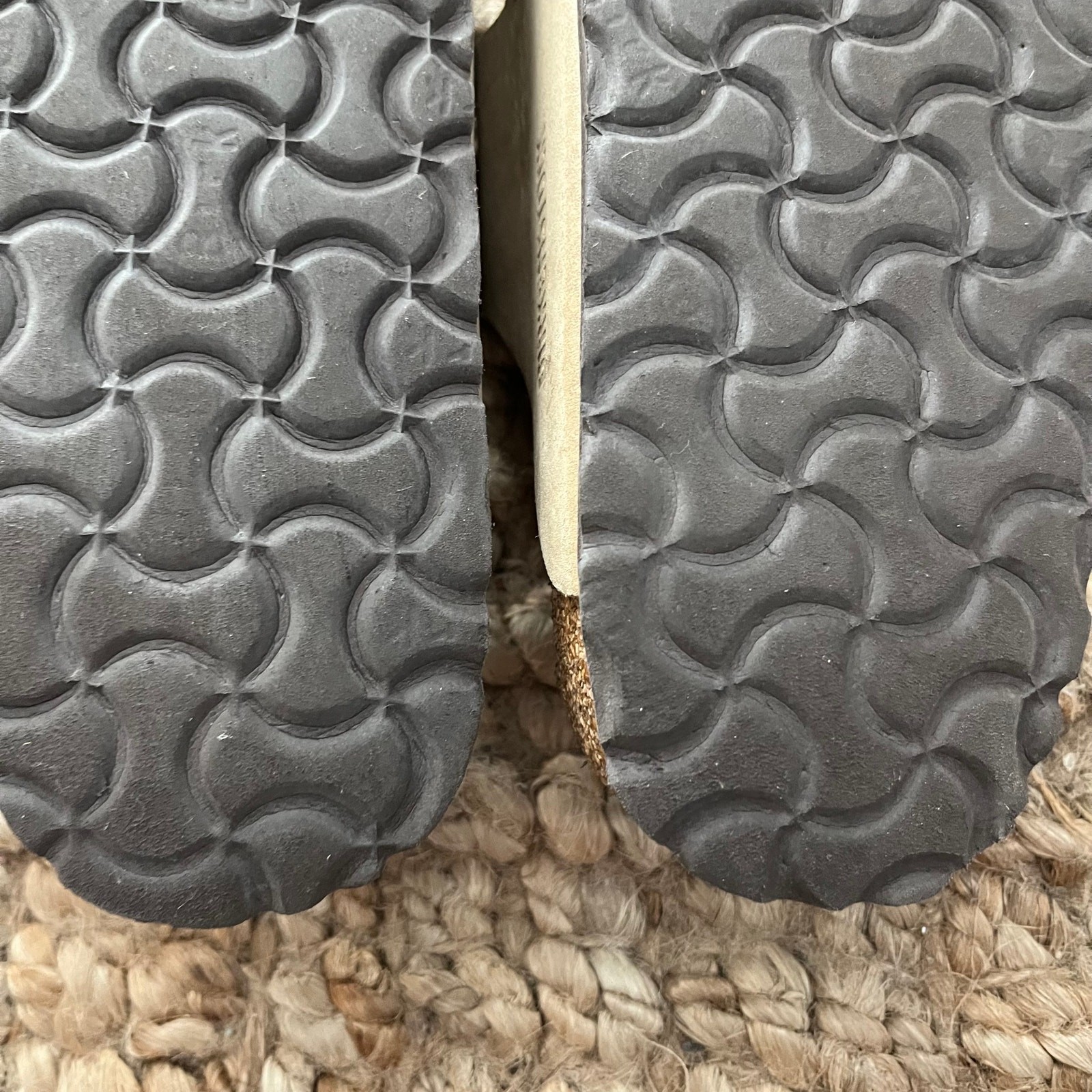 Birkenstock Arizona Taupe Oiled Leather Sandals EU 39 US 8-8.5 Narrow
