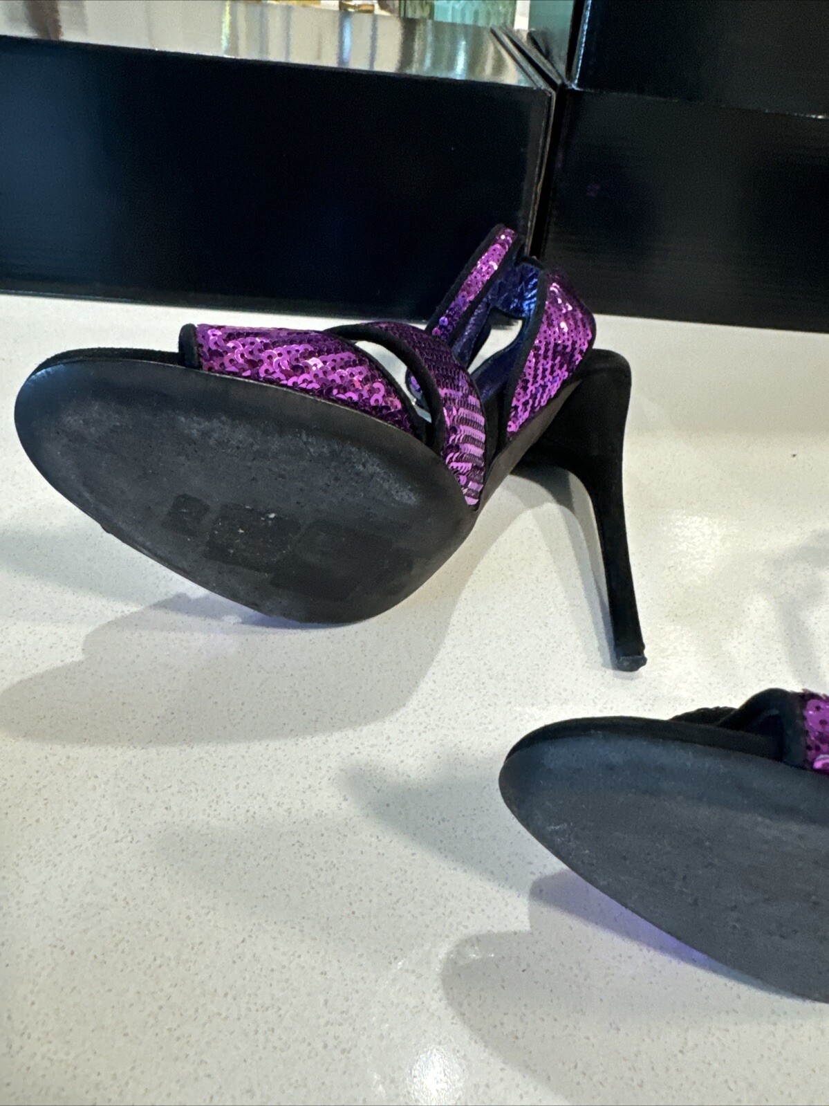 Tom Ford Pointy Toe Mauve Sandals sz 36