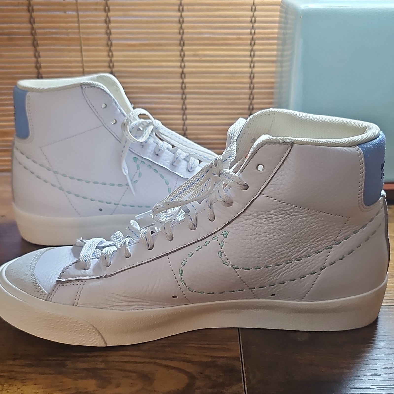 Nike Blazer Mid ’77 DX2350-100 Leather Mid Top Sneakers White/Lilac/Orange