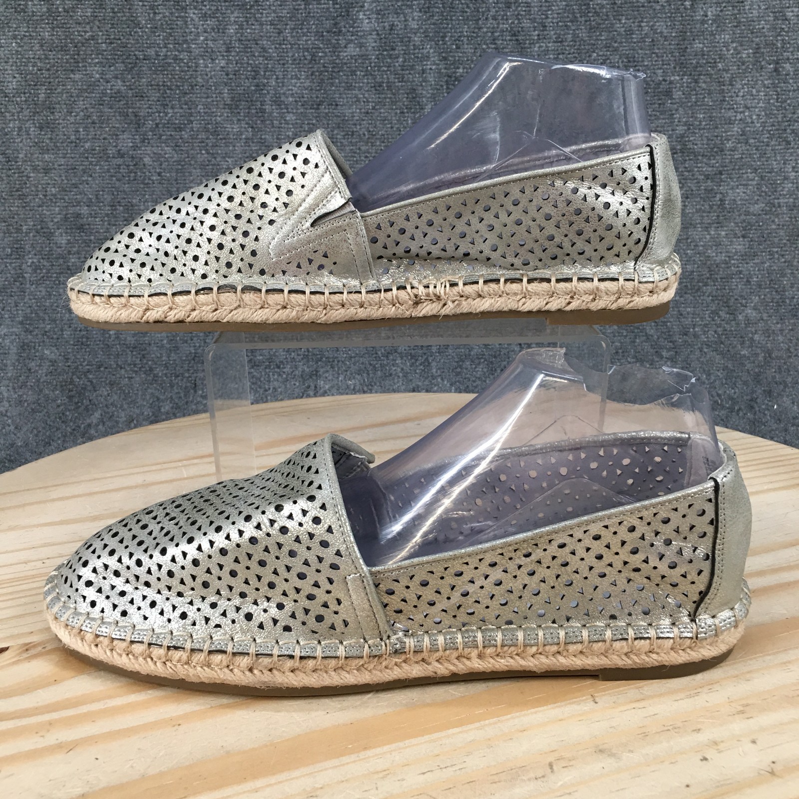 ANA A New Approach Oakland Espadrille Shoes Womens 11 M Casual Low Top Silver