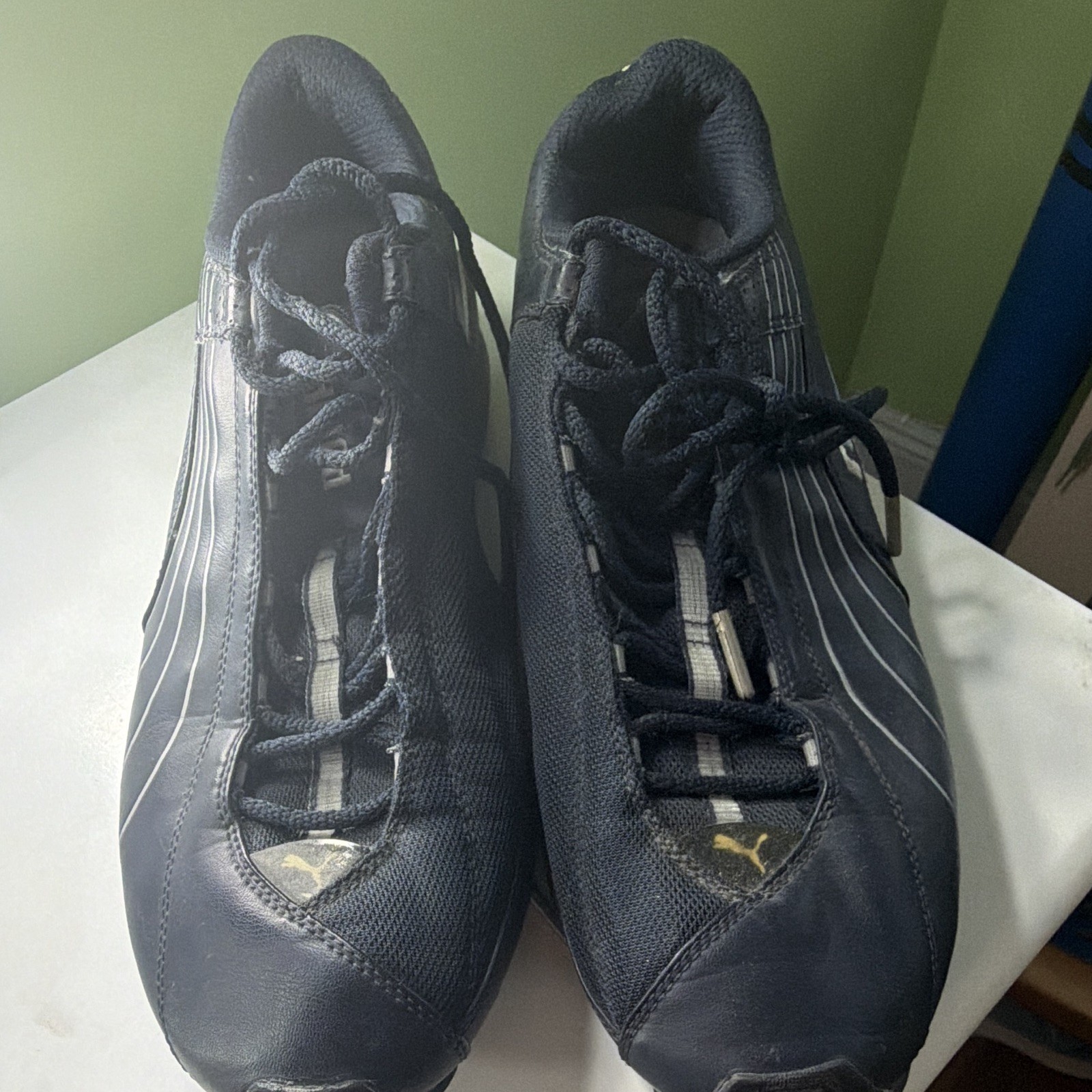 PUMA BMW Williams F1 Team Track Training Men’s Low Top Lace-Up Sneakers