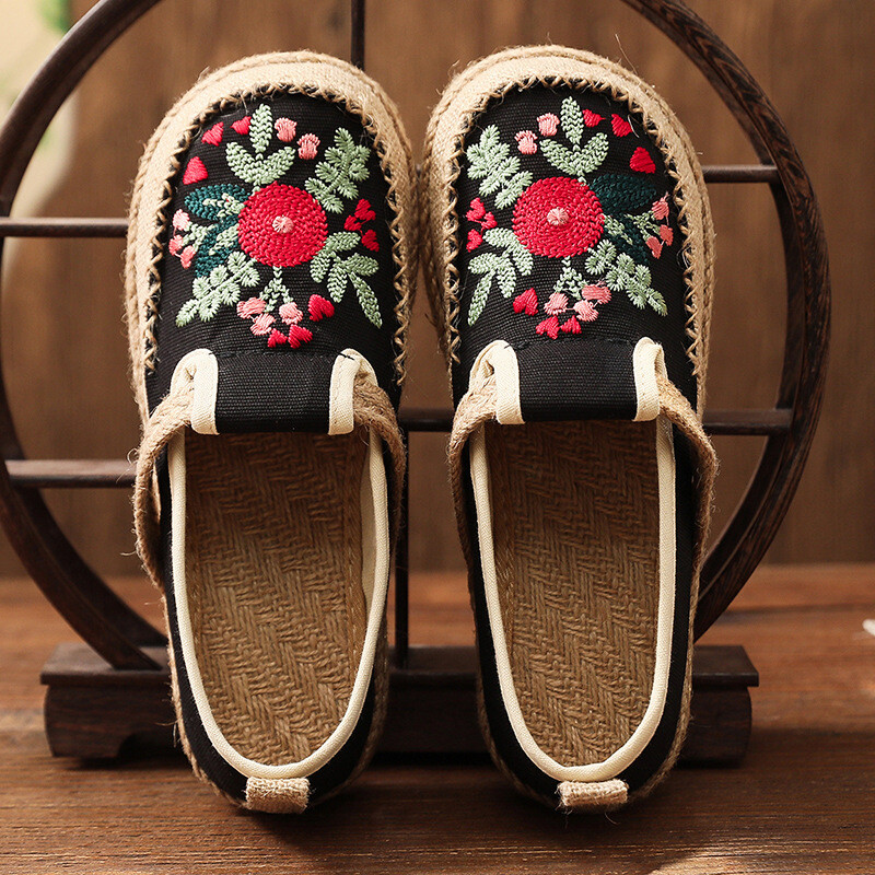 Women Retro Ethnic Embroidery Cotton Linen Hanfu Shoes Low-Top Embroidered Flat
