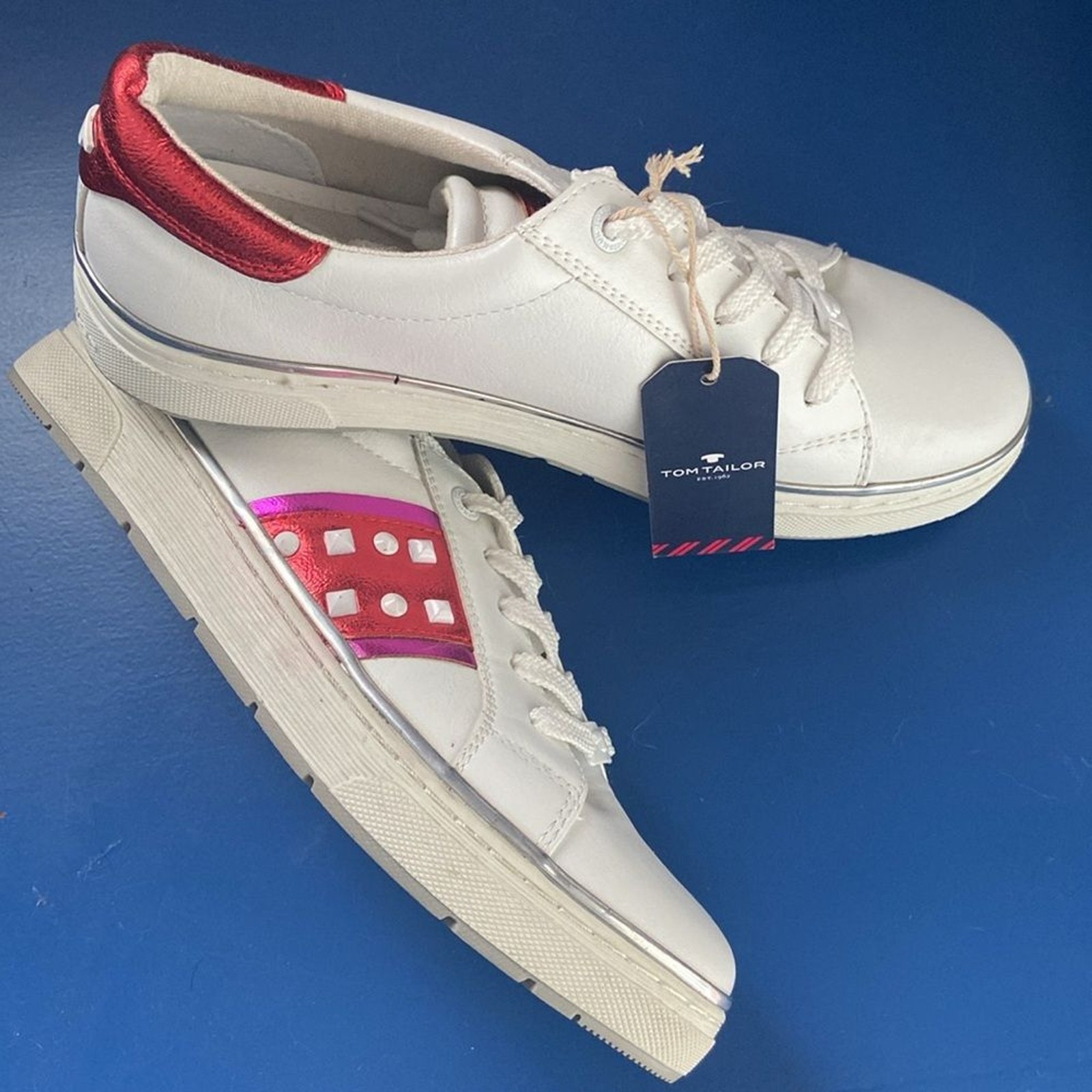 TOM TAILOR white leather tennis shoes studs metallic pink red 39 NEW