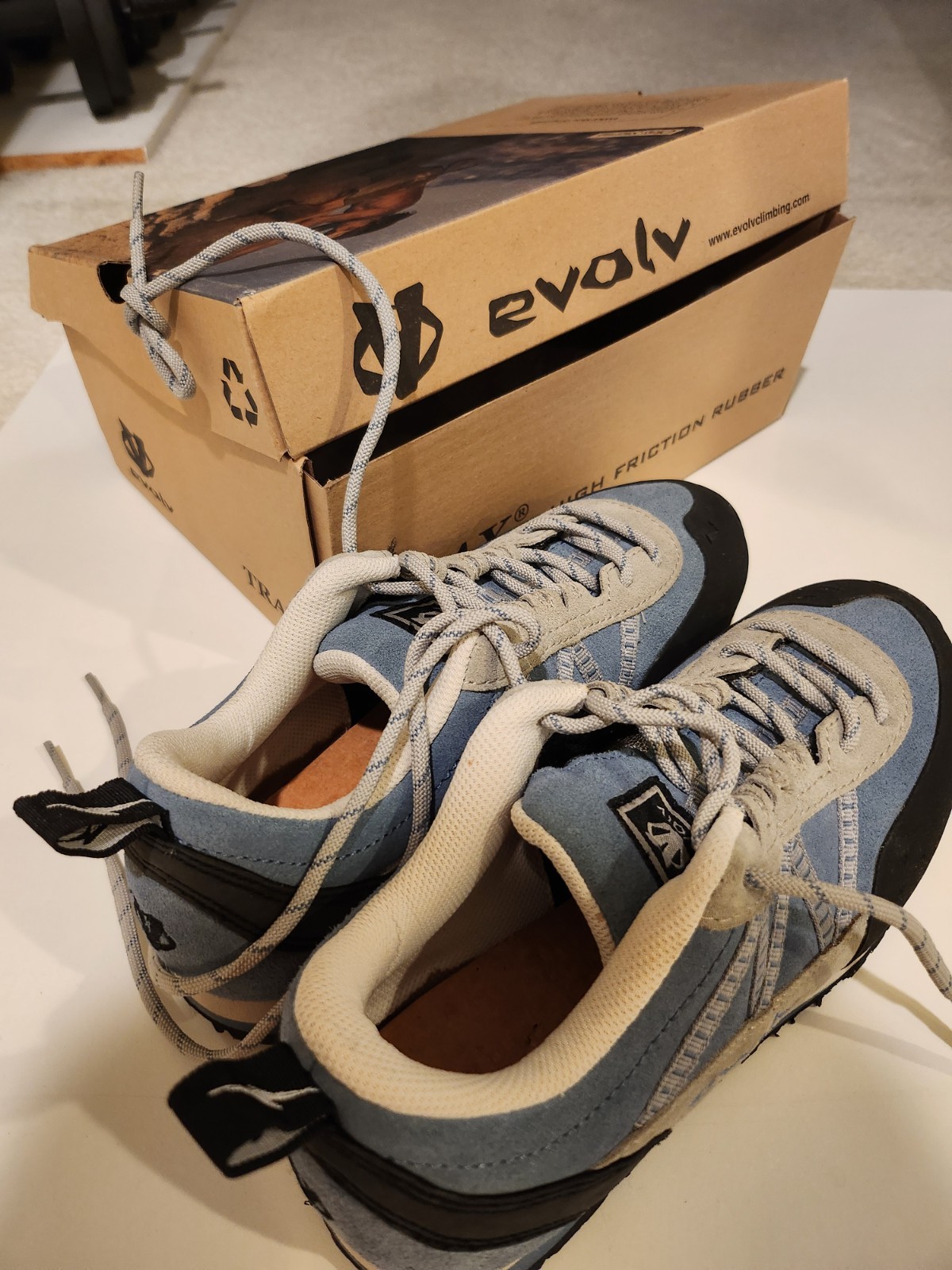 Evolv Quest AF Approach Shoes – Blue – Women 8.5 / Men 7 • New w/ Box • Outdoor