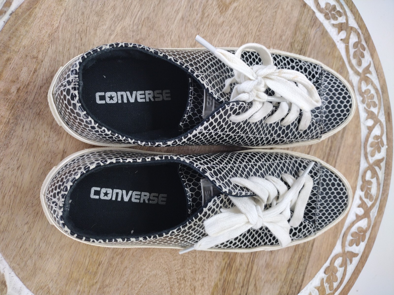Converse Chuck Taylor All Star Gemma & Selene Snake Ox Black – 555808C Women’s 6