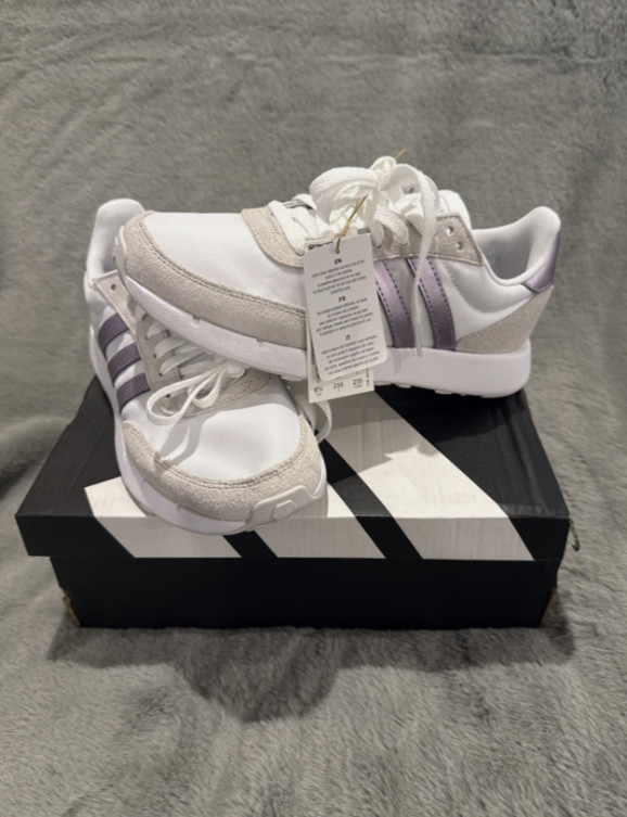 Adidas Run 60s 2.0 Women’s Size 7 White Purple Grey Shoes Sneakers Running NIB