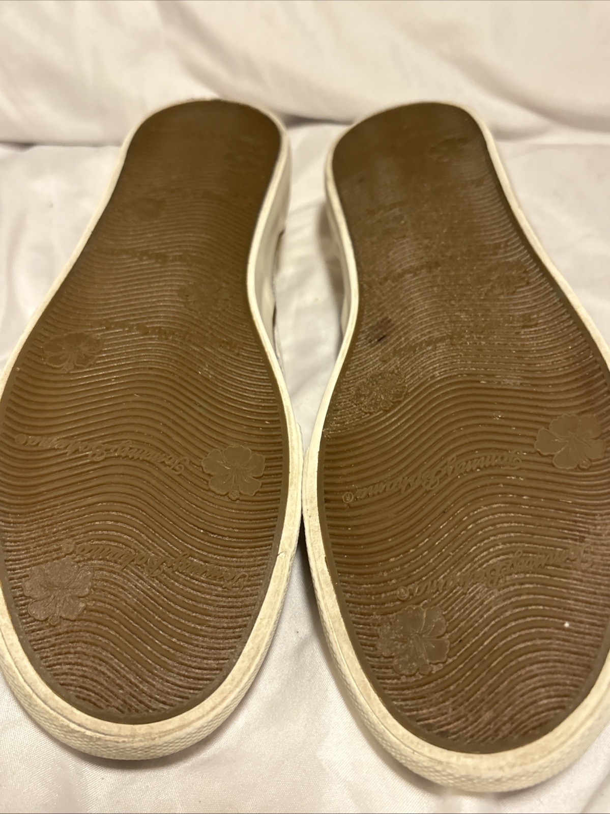 woman shoes Casual Size 7.5