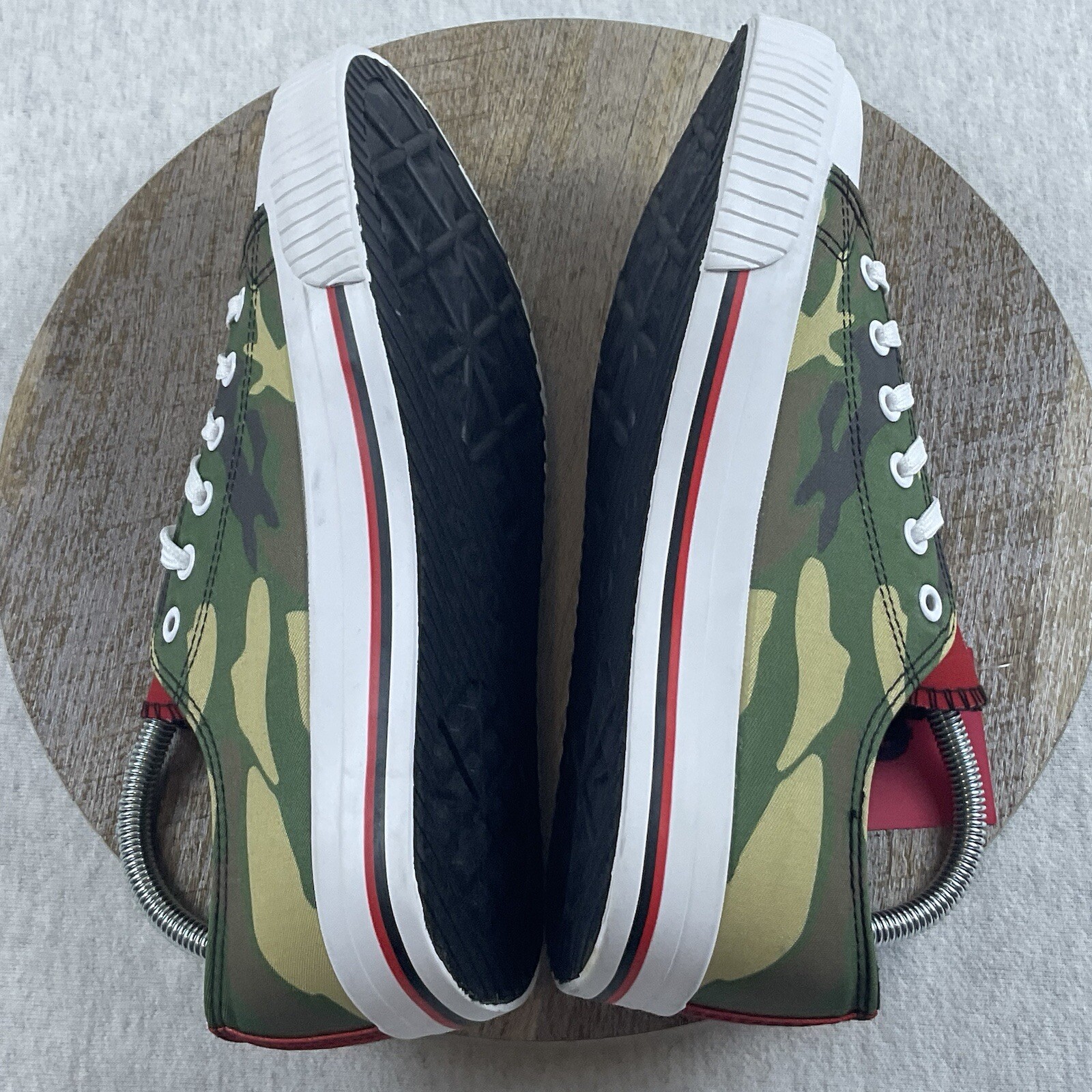 Foco Badgers Sneakers Women’s 11 Low Top Classic Lace Closure Sports Green Camo