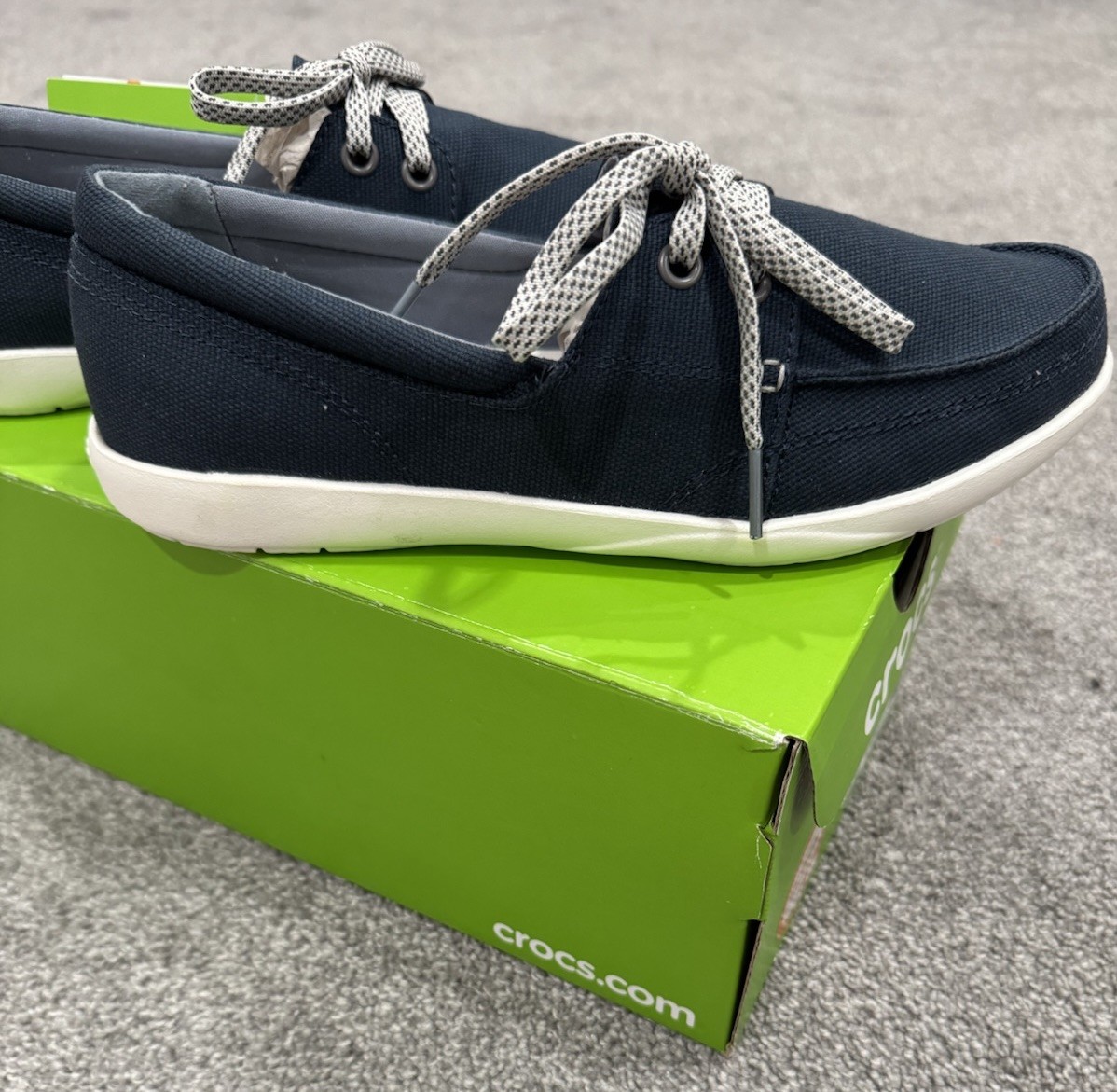 NWT Women’s CROCS Walt II Canvas Skimmer Shoes Size 8 Standard Fit