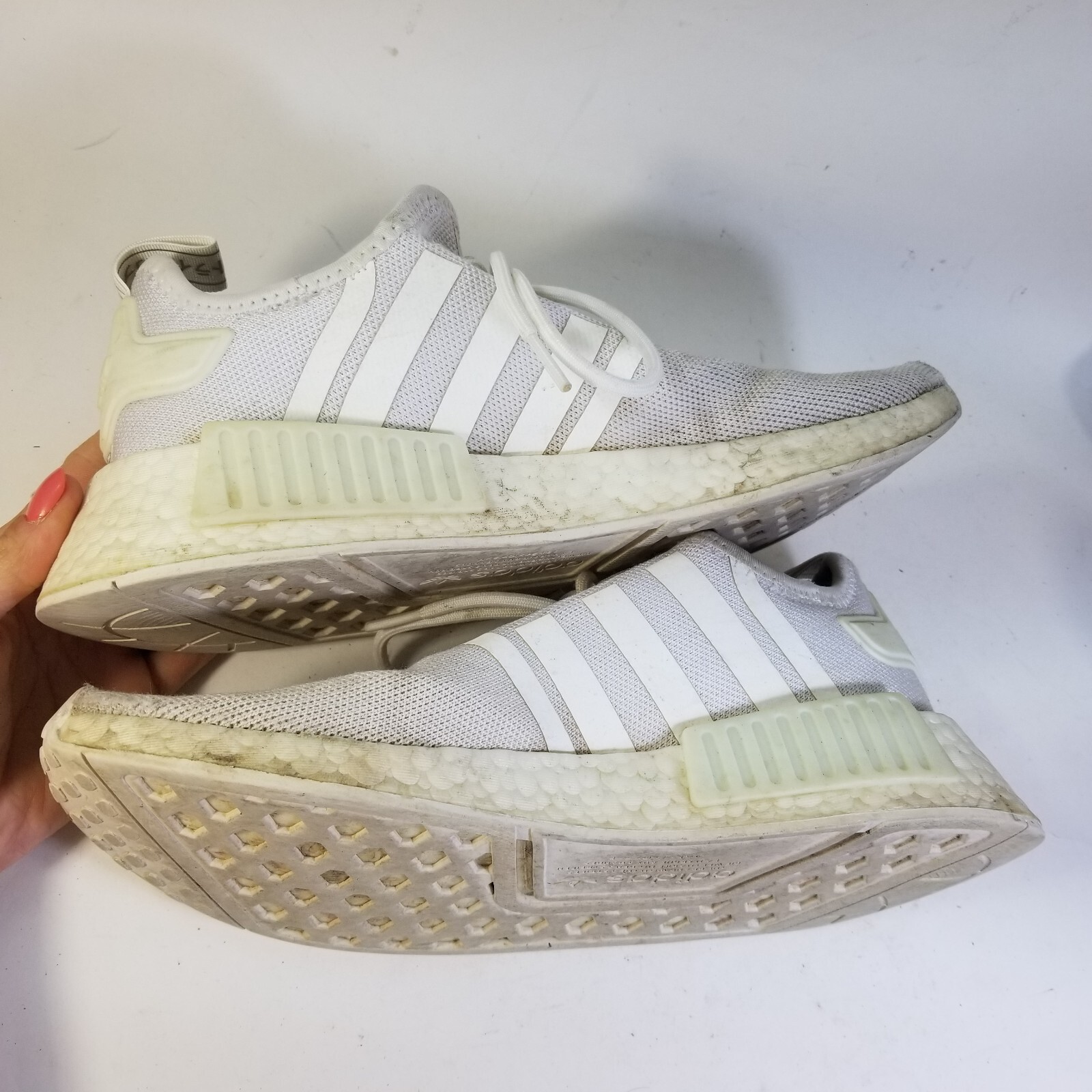 Adidas Originals Women’s NMD R1 Running Sneakers Size 8 US