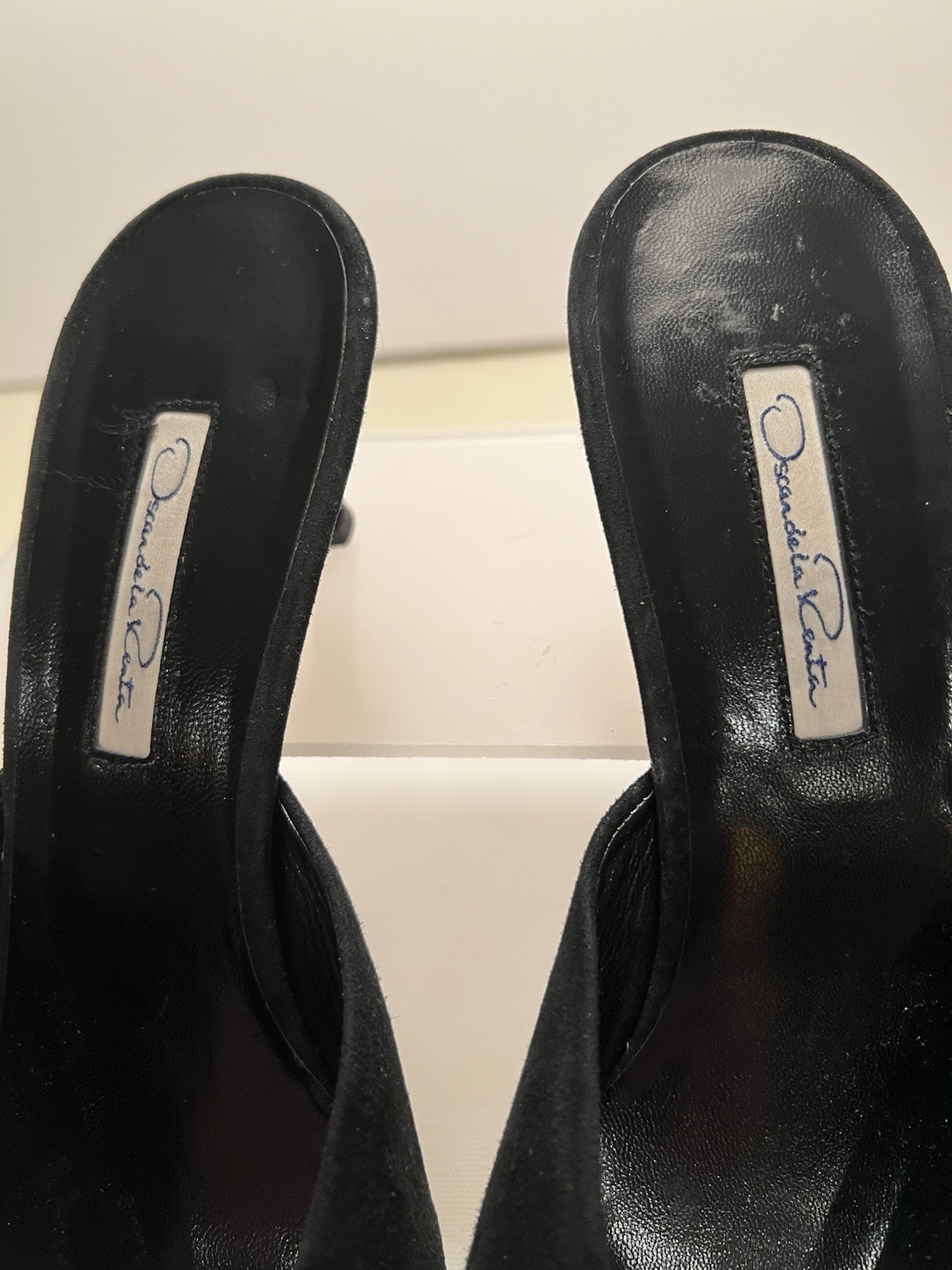 Oscar De La Renta Black Suede Embellished Kitten Heel Mules 10 1/2 B Evening EUC