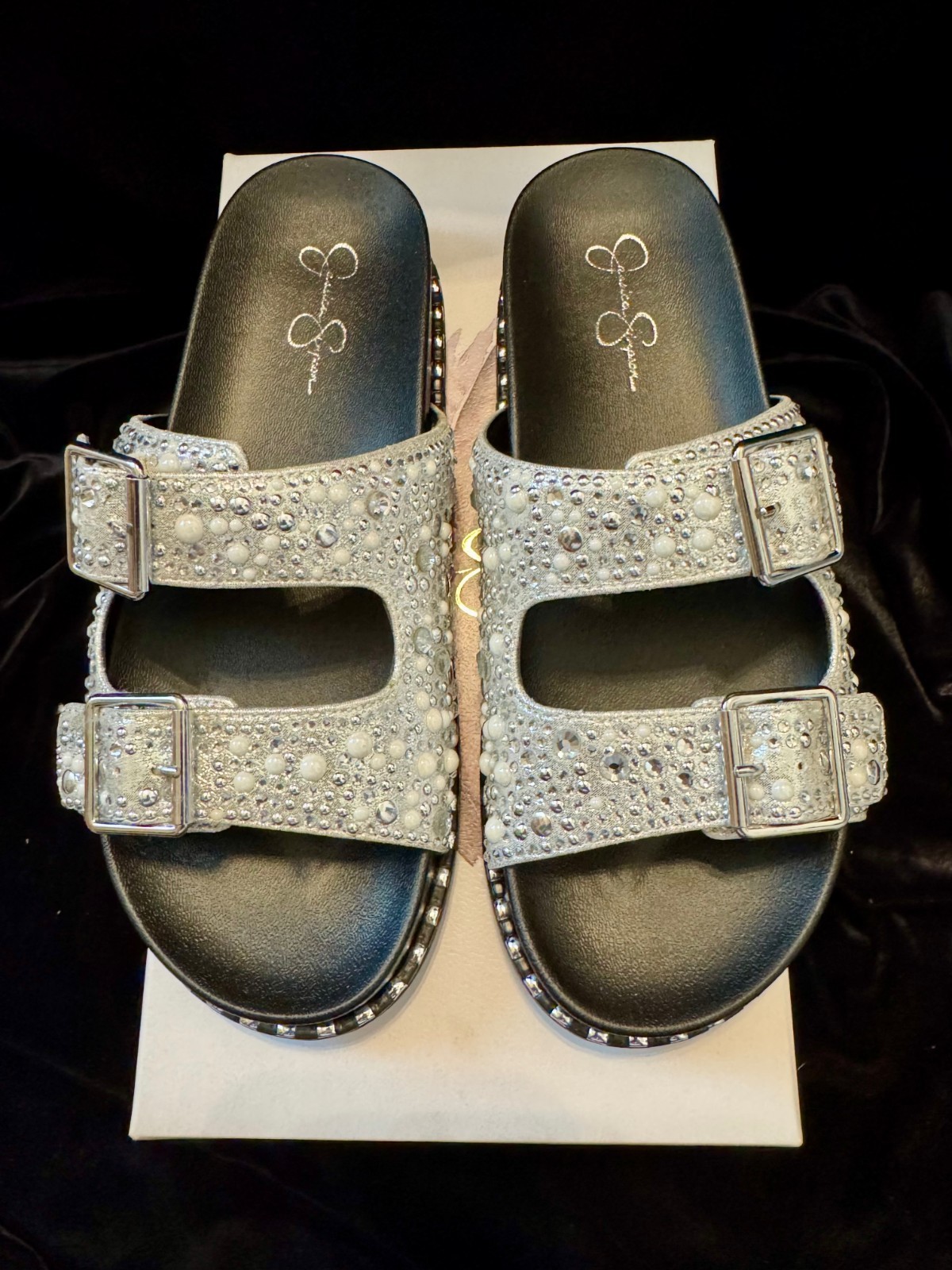 Womens Jessica Simpson Cyraline Rhinestone Silver Slip On Sandals slides Size 7