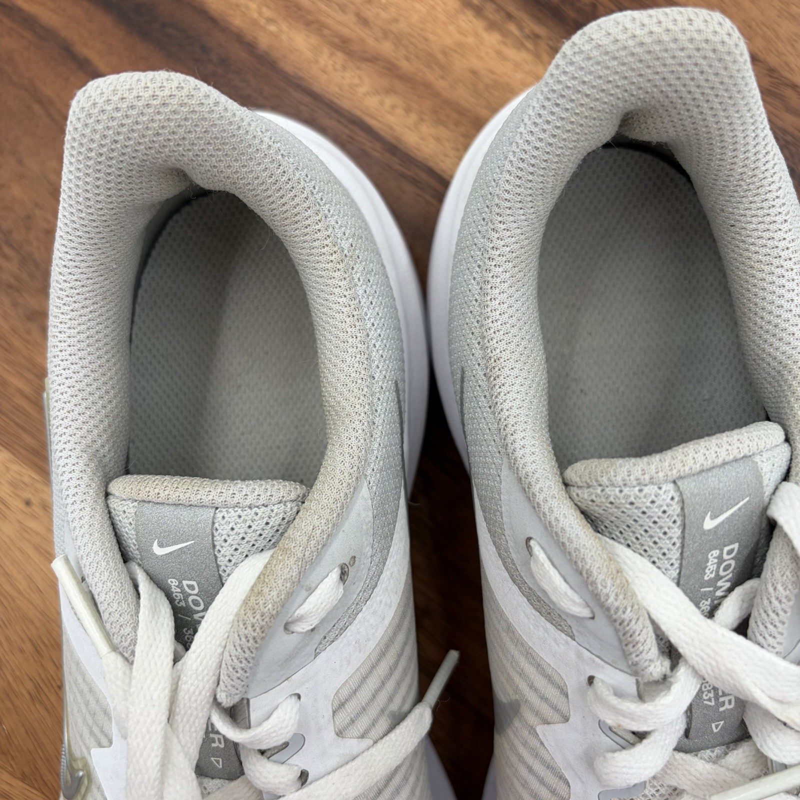 Size 8.5 Nike Womens Downshifter 11 White/silver Running Sneakers Shoes