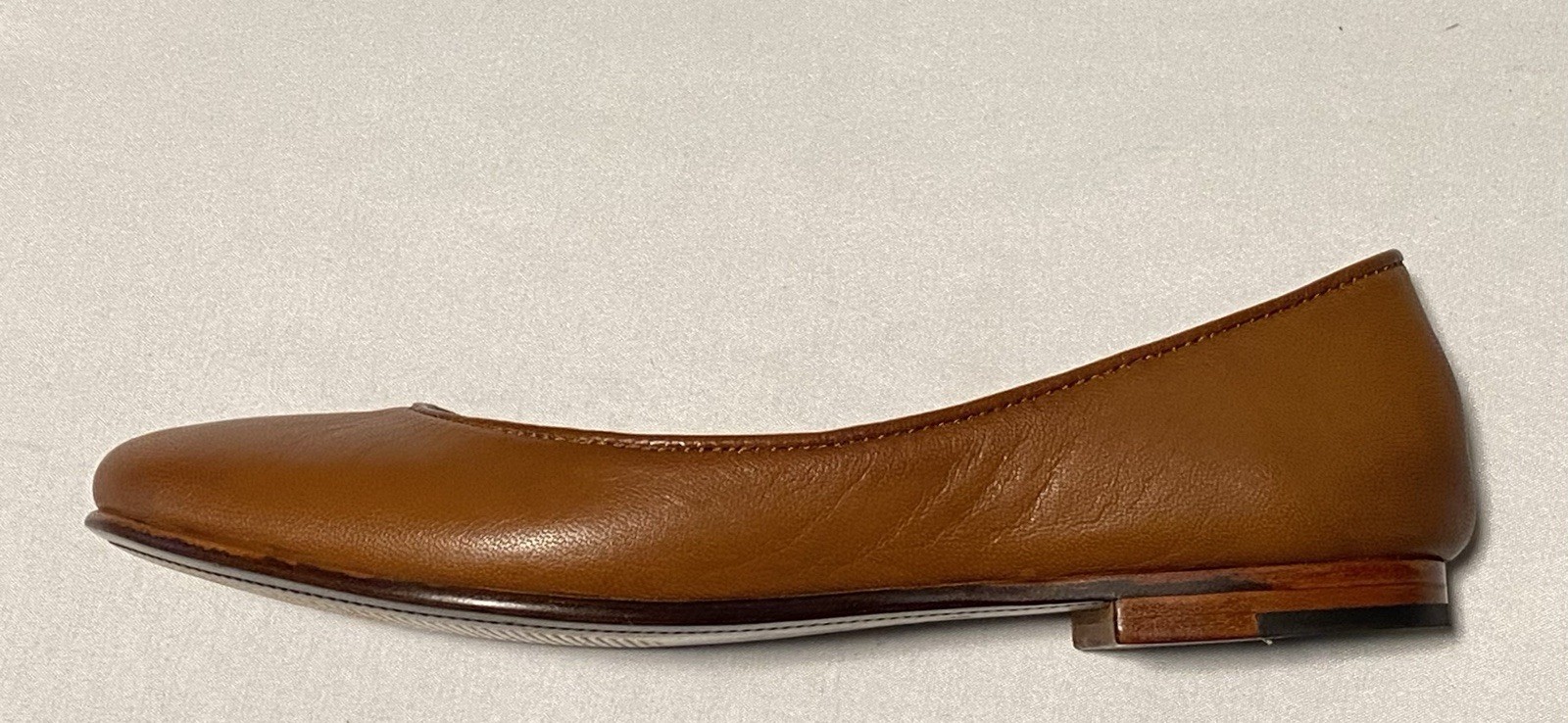 NWOB Thursday Feliz Brown Full Grain Leather Women’s Ballet Flats Size 6.5