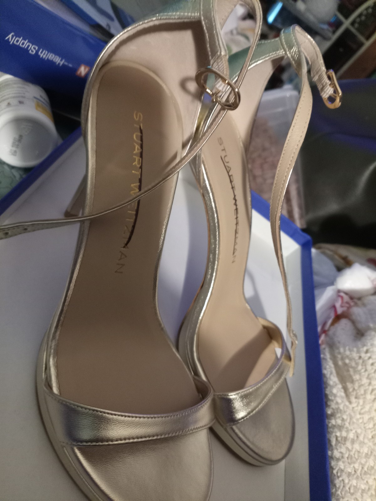 Stuart Weitzman Gold Leather Strappy Open Toe Ankle Strap Buckle Heel 7