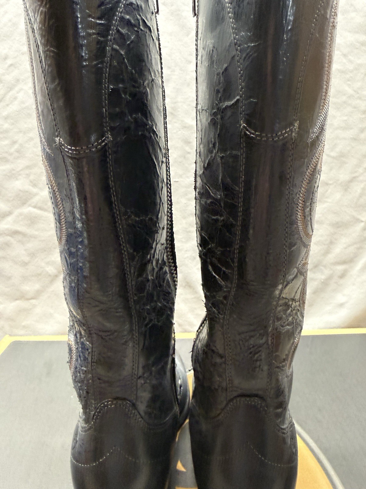 Womens Ariat «Wanderlust» Studded Knee High Boots – Size 6B, Country Western