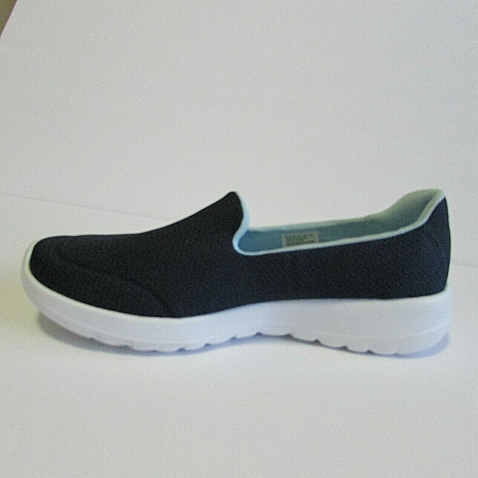 Skechers Navy Blue Goga Max Lightweight Cushioned Comfort slip on Shoes-sz 11