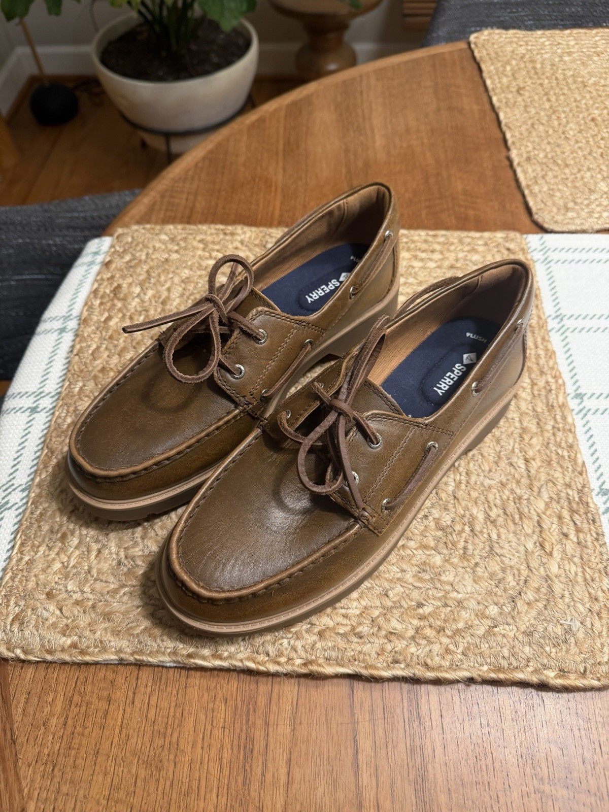 New Women’s Sperry Wells Boat Shoes Sz 10 Brown Leather Plush Step