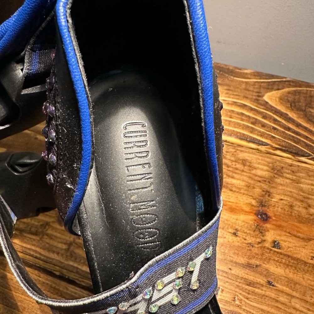 DOLLSKILL FINISH FIRST MOTO HEELS 7M