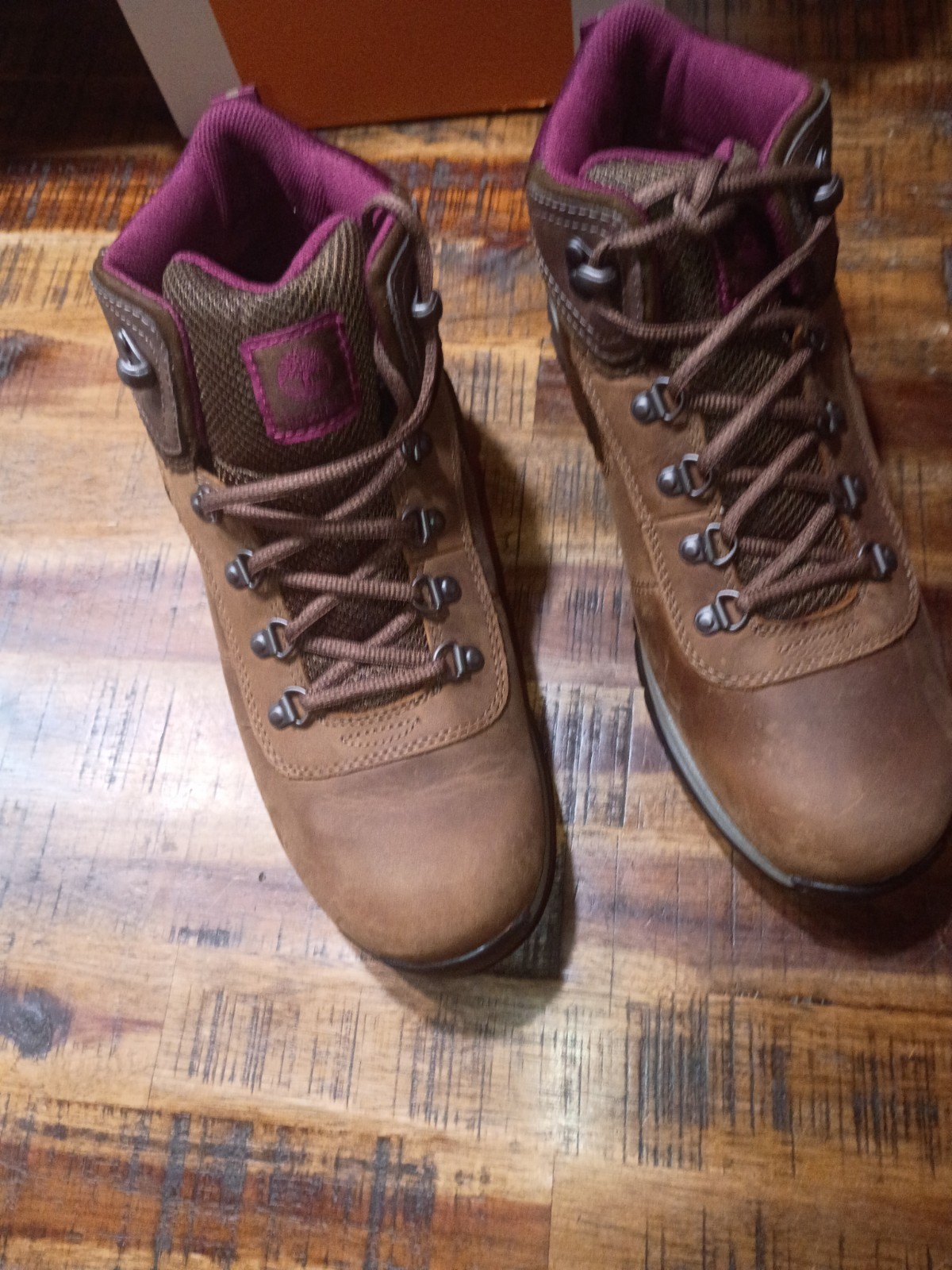 Womens Timberland Mt Maddsen Waterproof Mid Hiker Full Grain Leather Sz 9.5