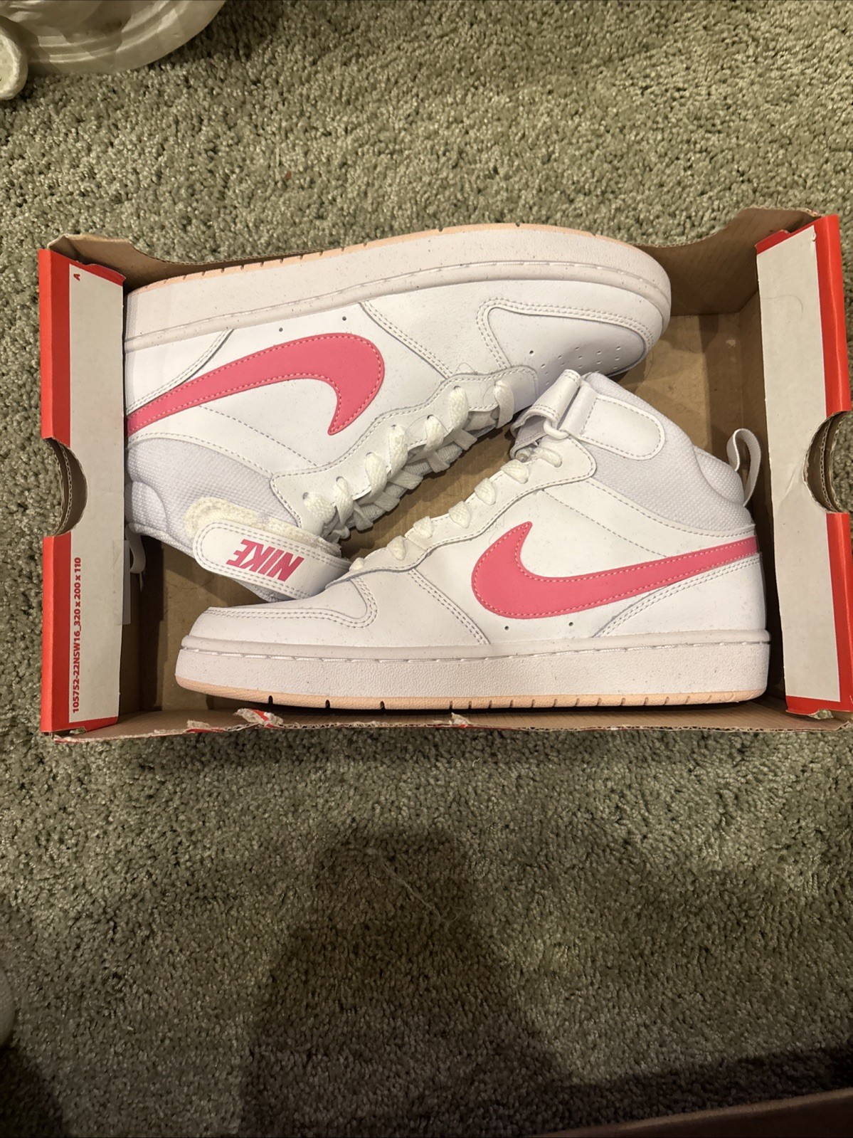 Nike Women’s Court Borough Mid 2 (GS) Size 7Y Pink