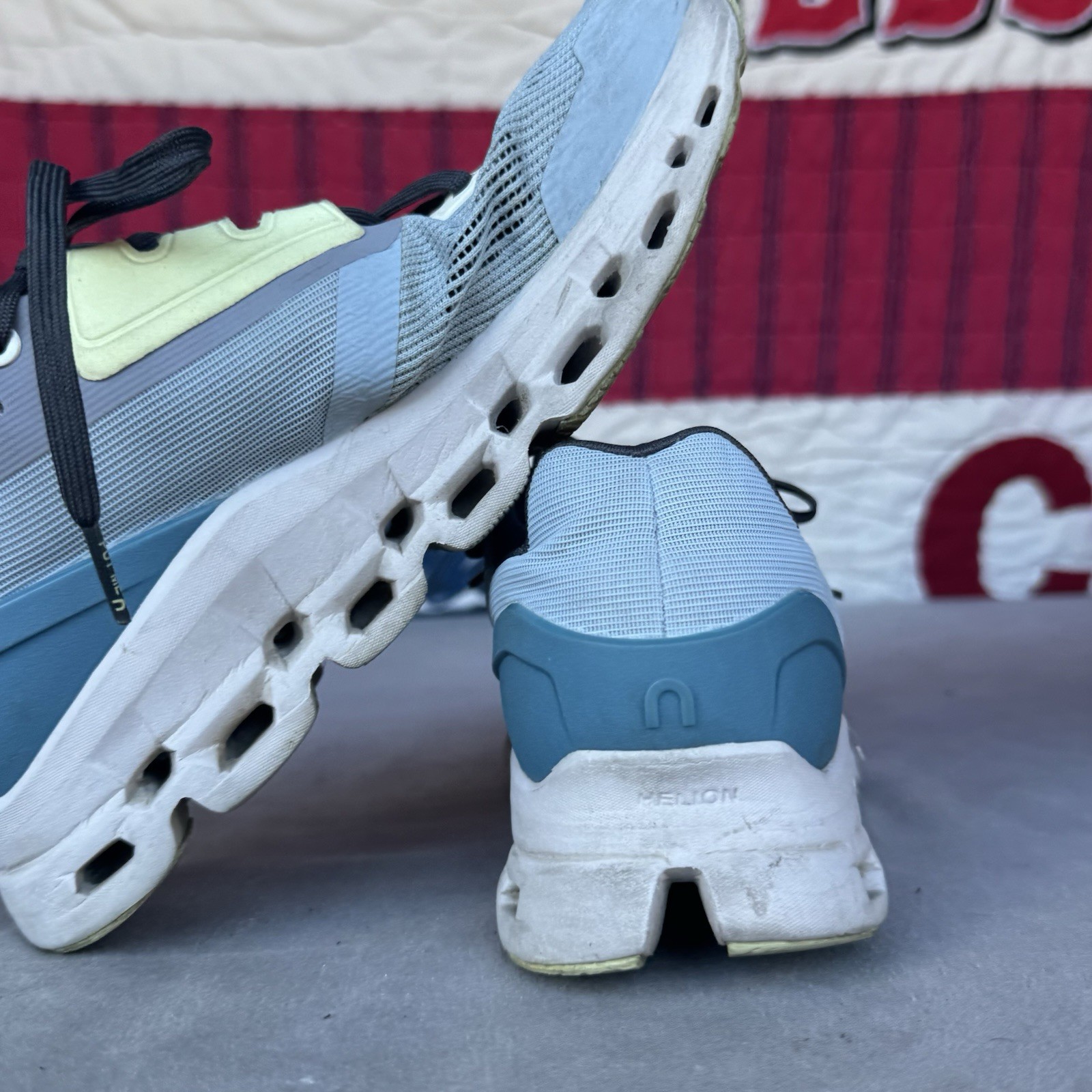 Size 6 – On Cloudstratus Chambray Blue Lavender White 39.98658 Running Shoes
