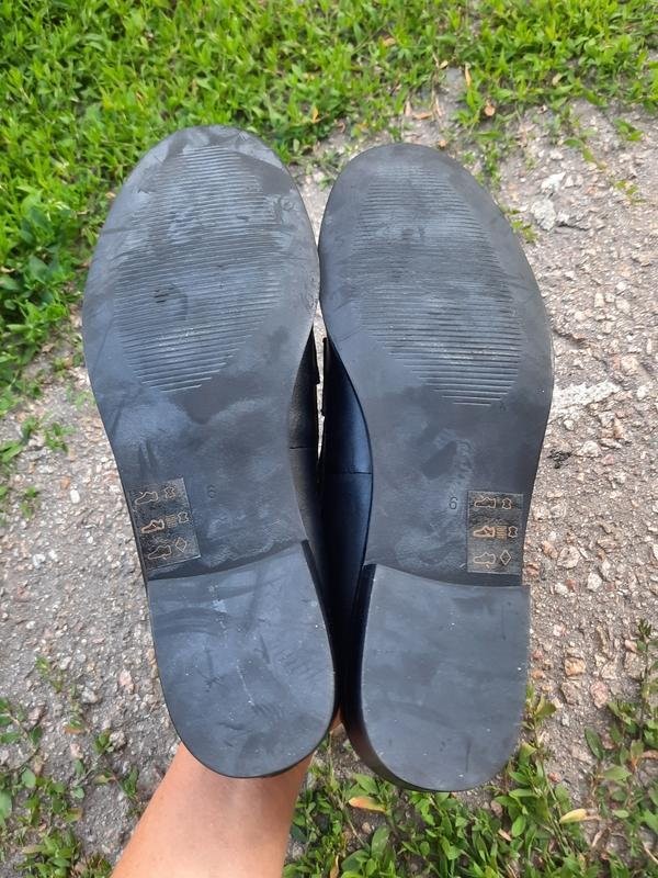 women clarks loafers black leather 39.5 #7A5A