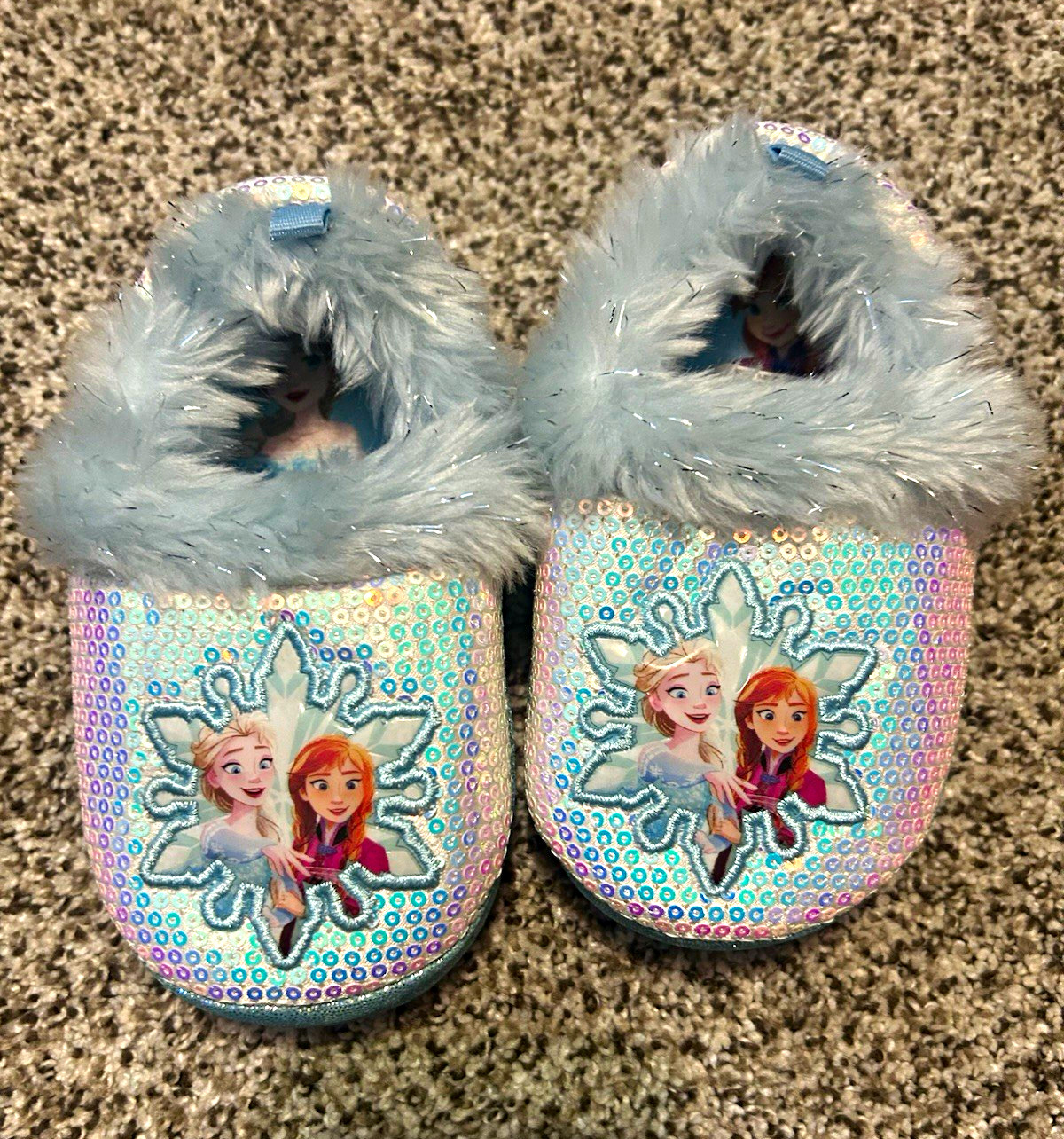 Disney Frozen Elsa & Anna Slip-On Clog Slippers Faux Fur Holographic 9-10