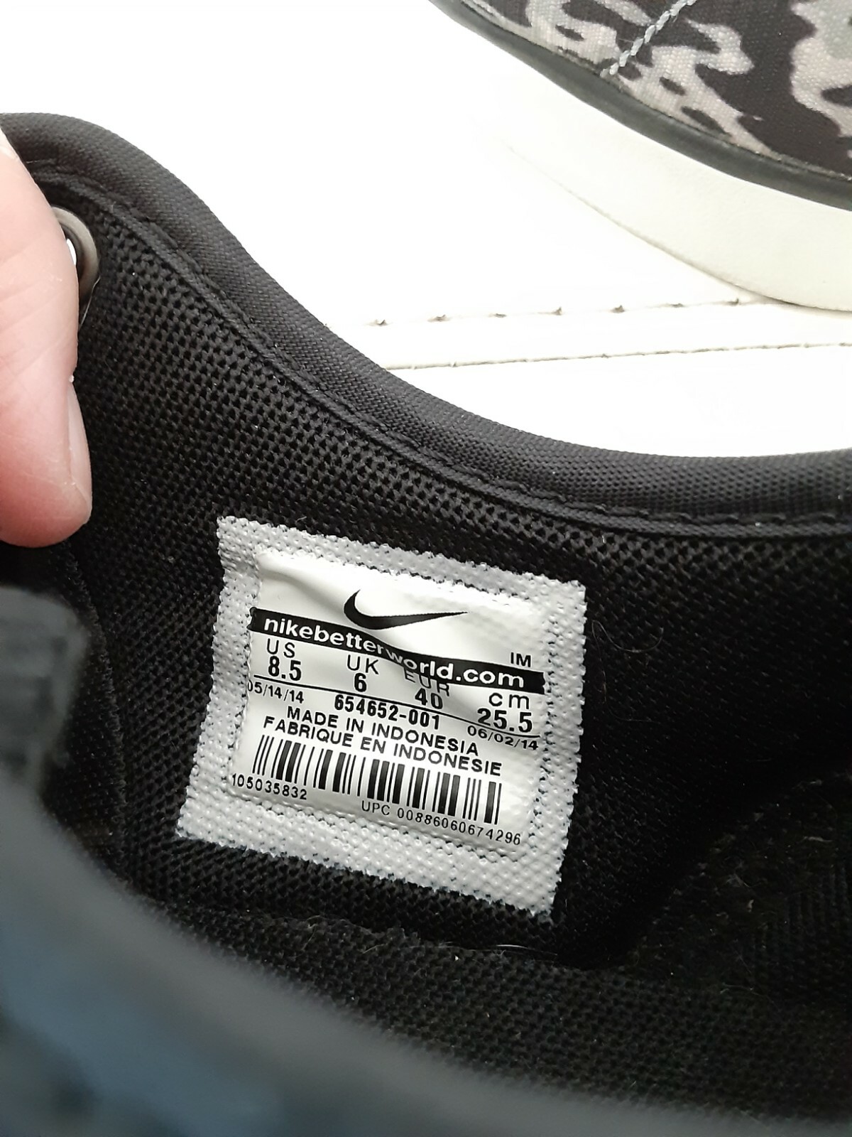 Nike Primo Court Women’s Canvas Print Black Size 8.5 Sneakers INDONESIA.
