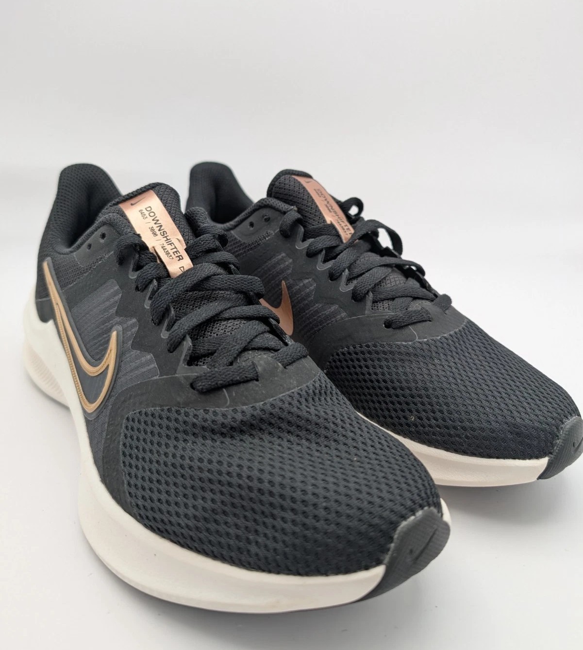 Women Nike Downshifter 11 Running Sneakers Black/Metallic Copper Coin CW3413-002