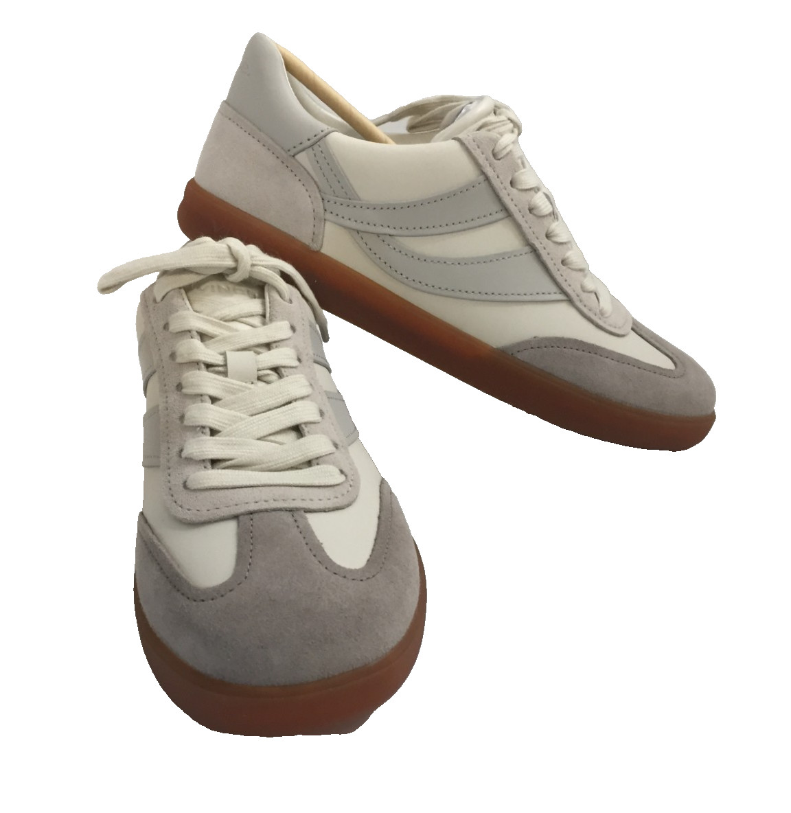 Vince Women’s Oasis Sneakers Foam White/Hazelstone Grey Leather Tennis Shoes