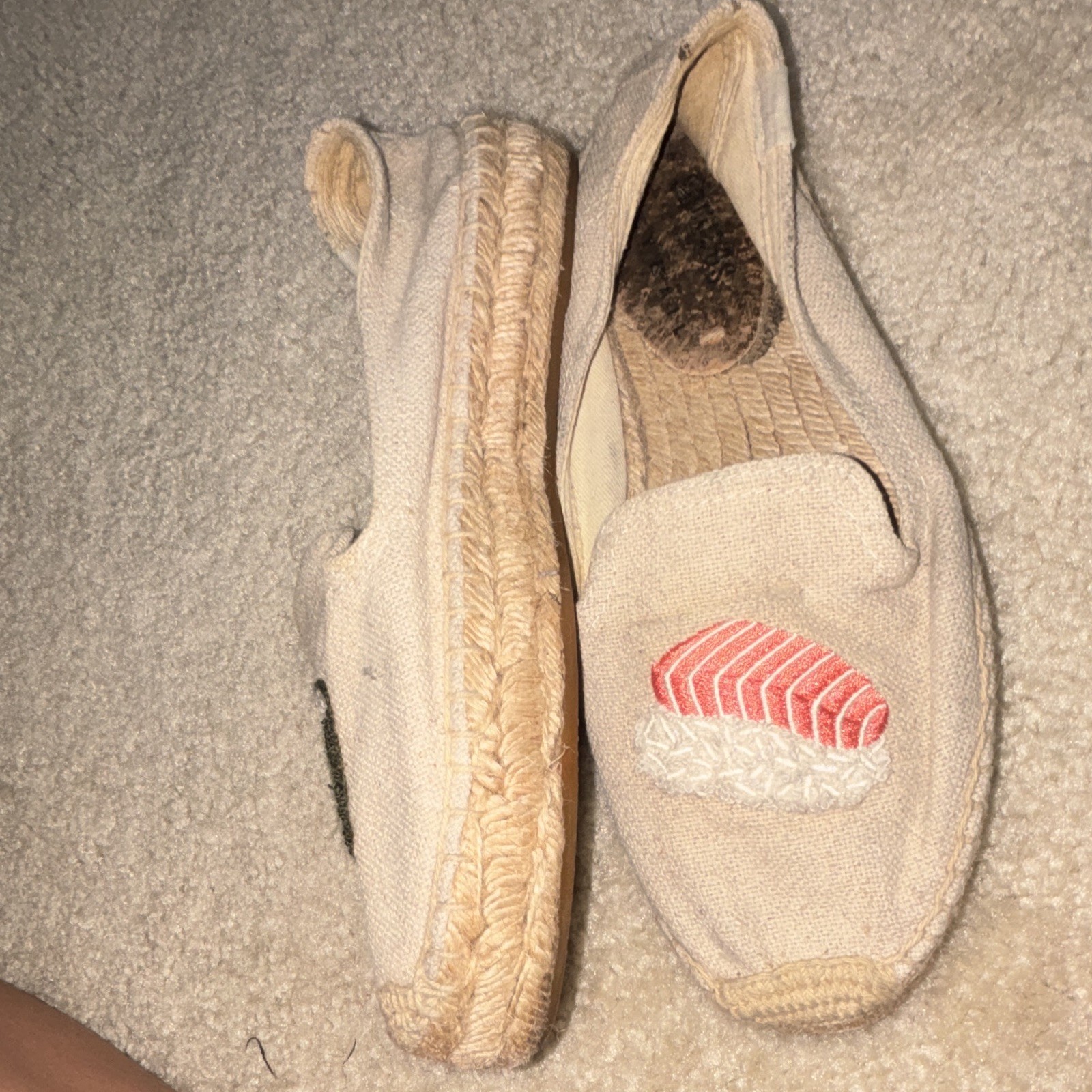 Soludos Women’s Beige Canvas Sushi Embroidered Slip-On Flats US 6.5