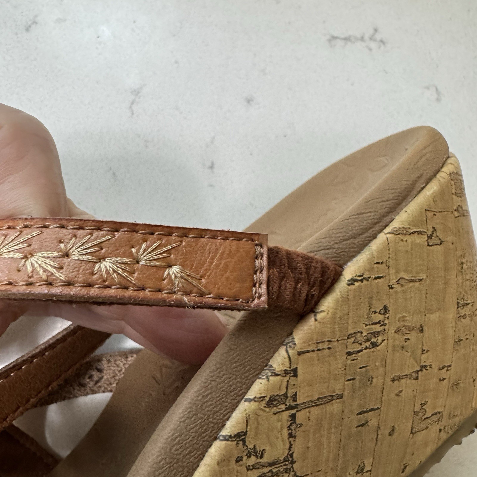 NWOB – Cali From Skechers Sandal Luxe Foam “Beverlee Tiger Posse” Sz 8