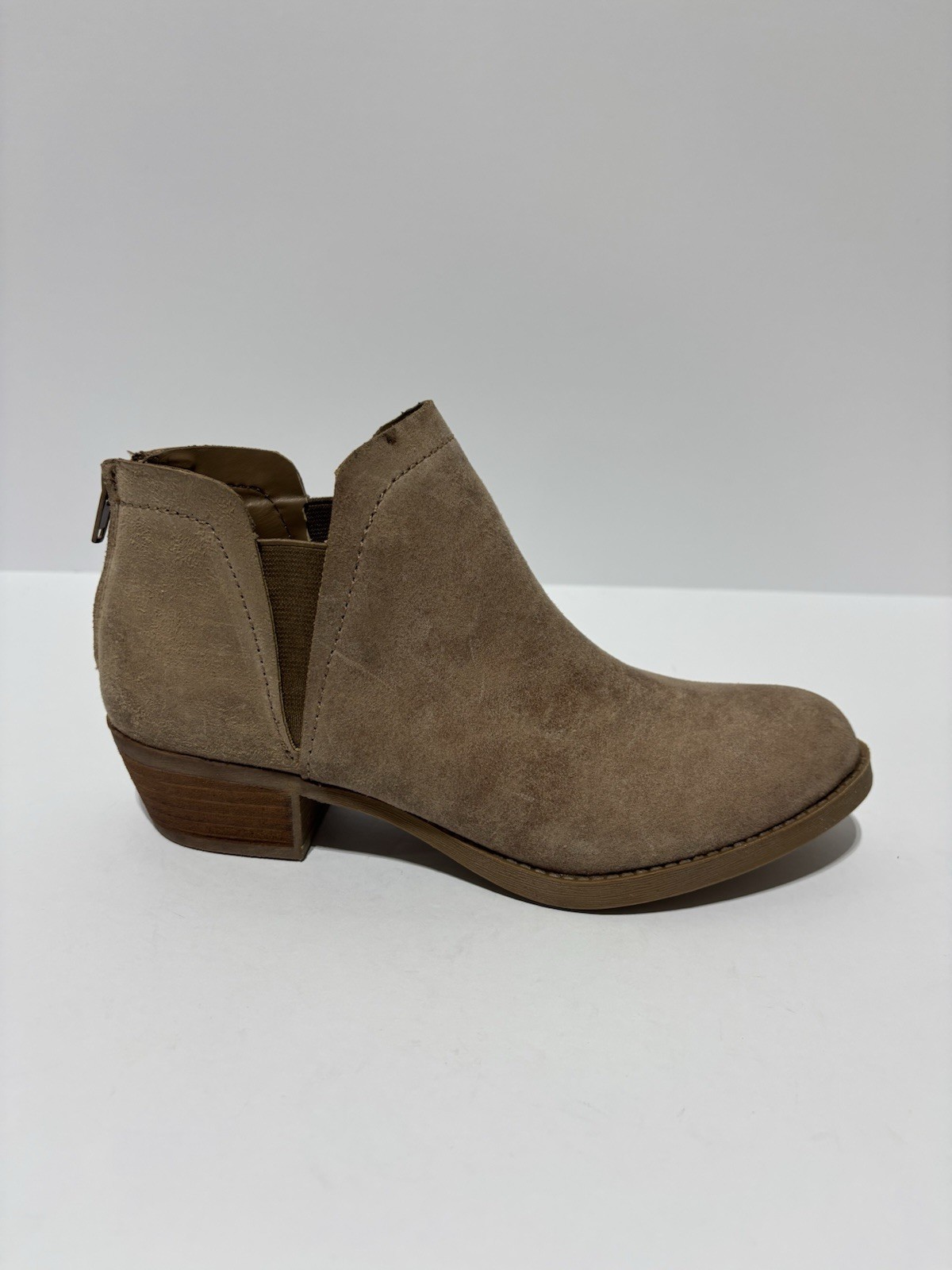 Carlos By Carlos Santana Women’s Bates 2 Taupe Ankle Bootie, Size 6.5 M