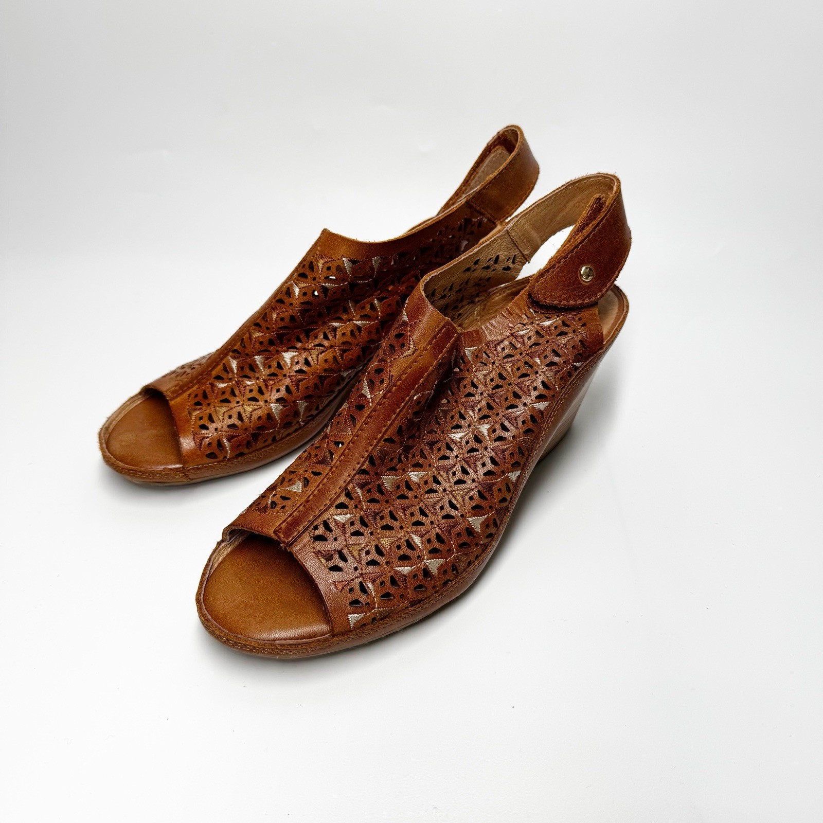 Pikolinos Women’s Leather Slingback Capri Sandals Size 39 Brandy