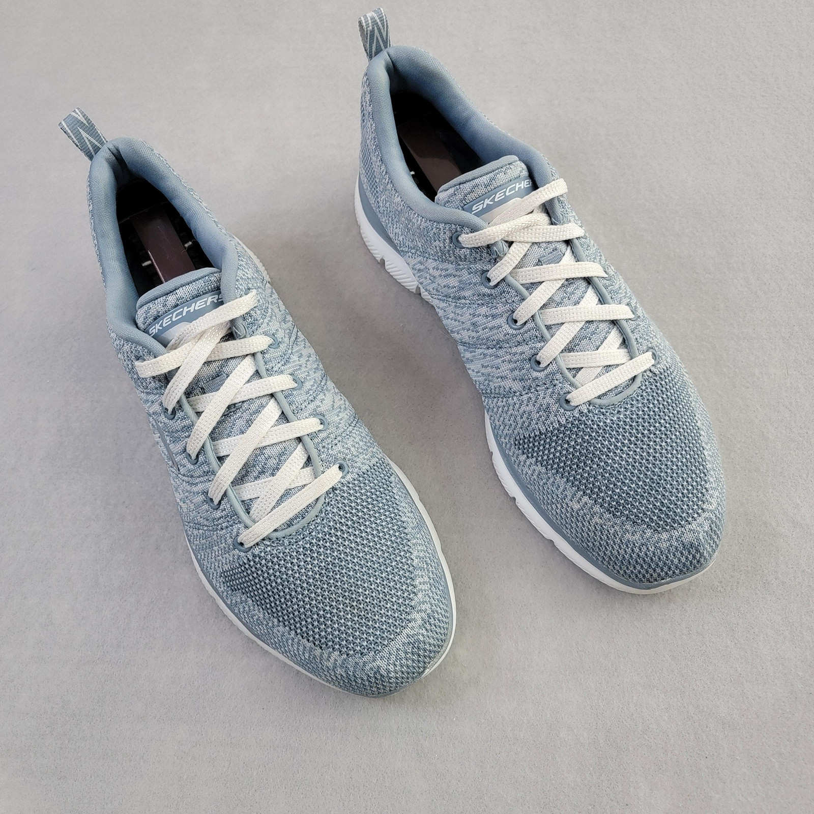 Skechers Sneakers Womens Size 9 Skech-Knit Light Blue Lace Up Pull Tab Athletic