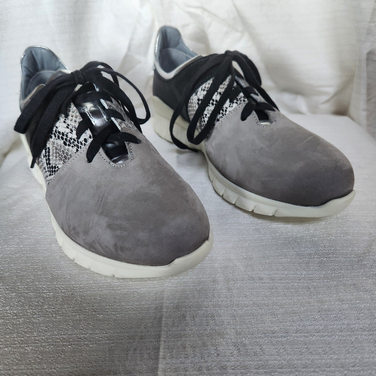 Naot Buzz Women 35 US 4-4.5 Black Grey Snake Print Leather Sneakers