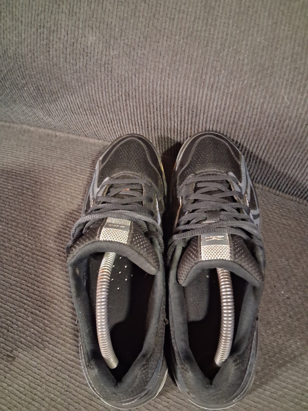 Mizuno Volleyball Shoes Wave Bolt 4 Womens Size 9.5 Sneakers Black Gray Silver