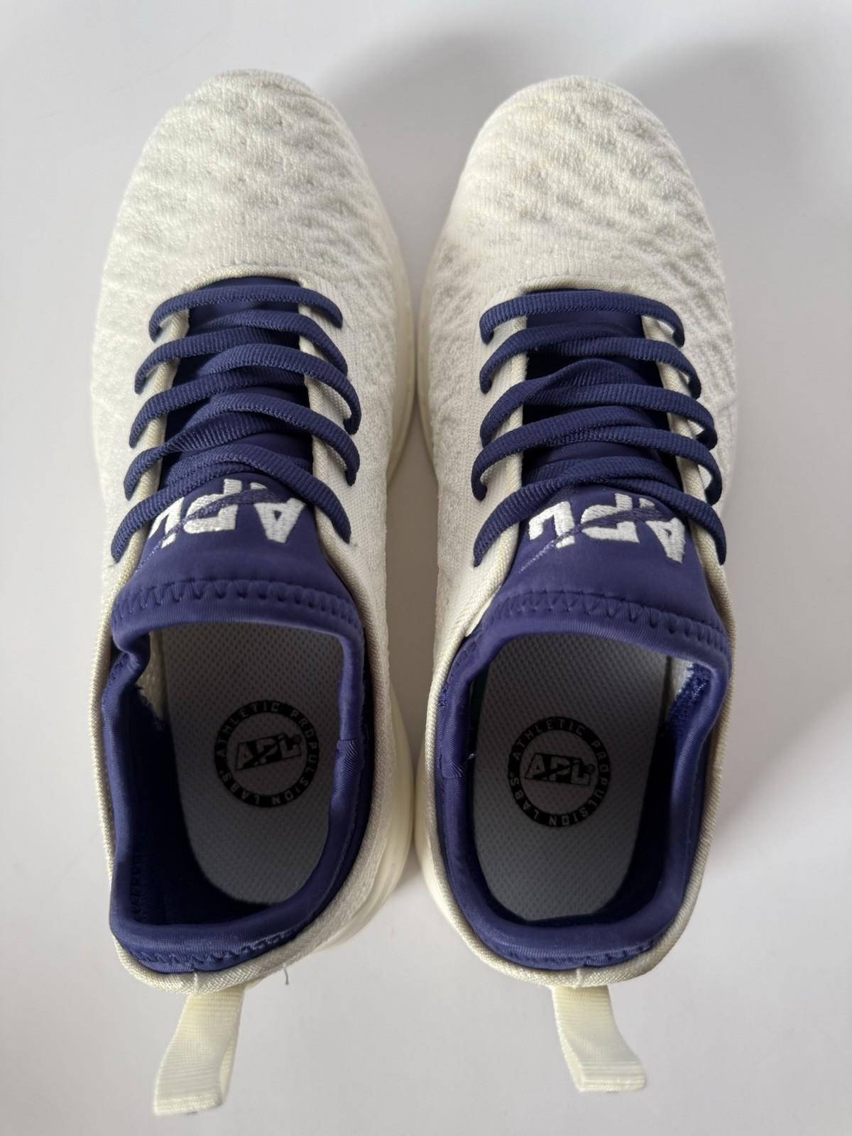 APL Techloom Phantom Knit White Blue Running Walking Shoes Women’s 7