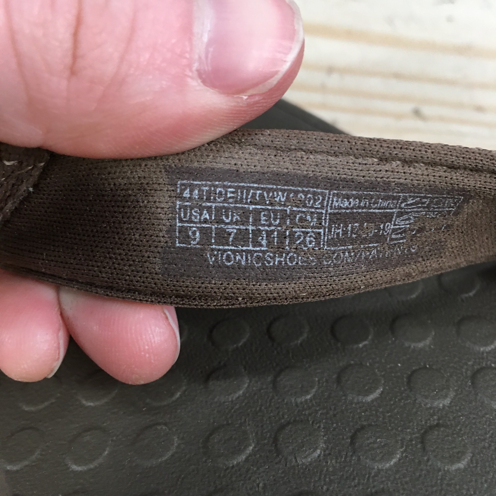 Vionic Sandals Womens 9 Tide II Orthotic Flip Flop Comfort Casual Bronze Brown