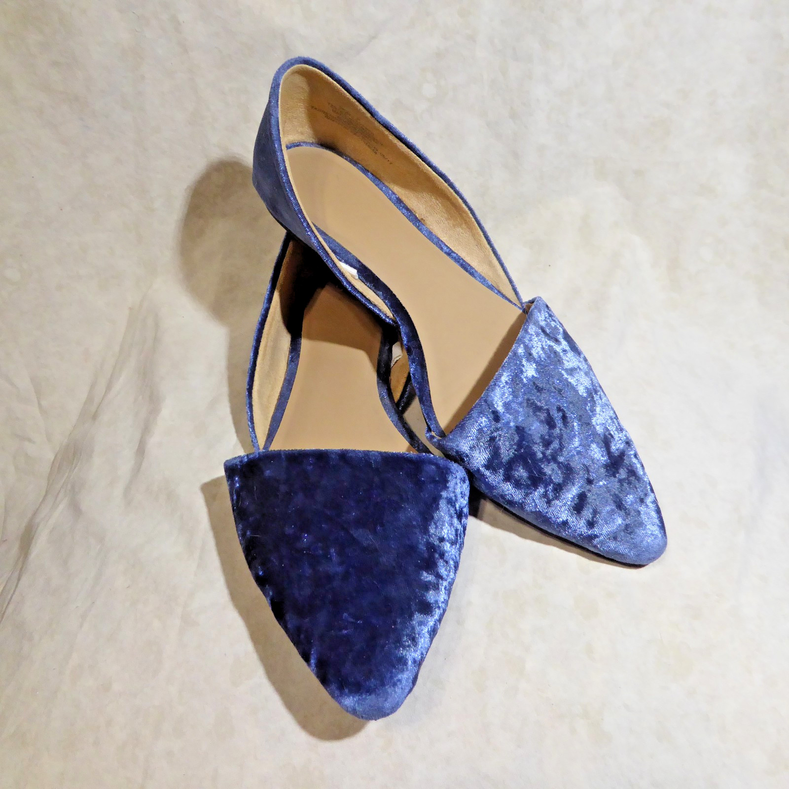 🩰 A New Day A.N.D. Pointy Toe D’Orsay Flats sz 9 M Ice Blue Crushed Velvet