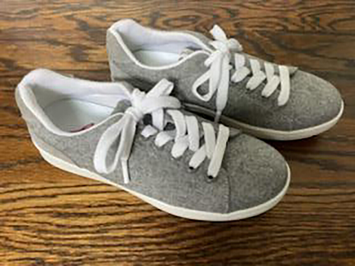 Women ED Ellen Degeneres Love sneakers gray fabric US 6M NEW NWOB MSRP $90+