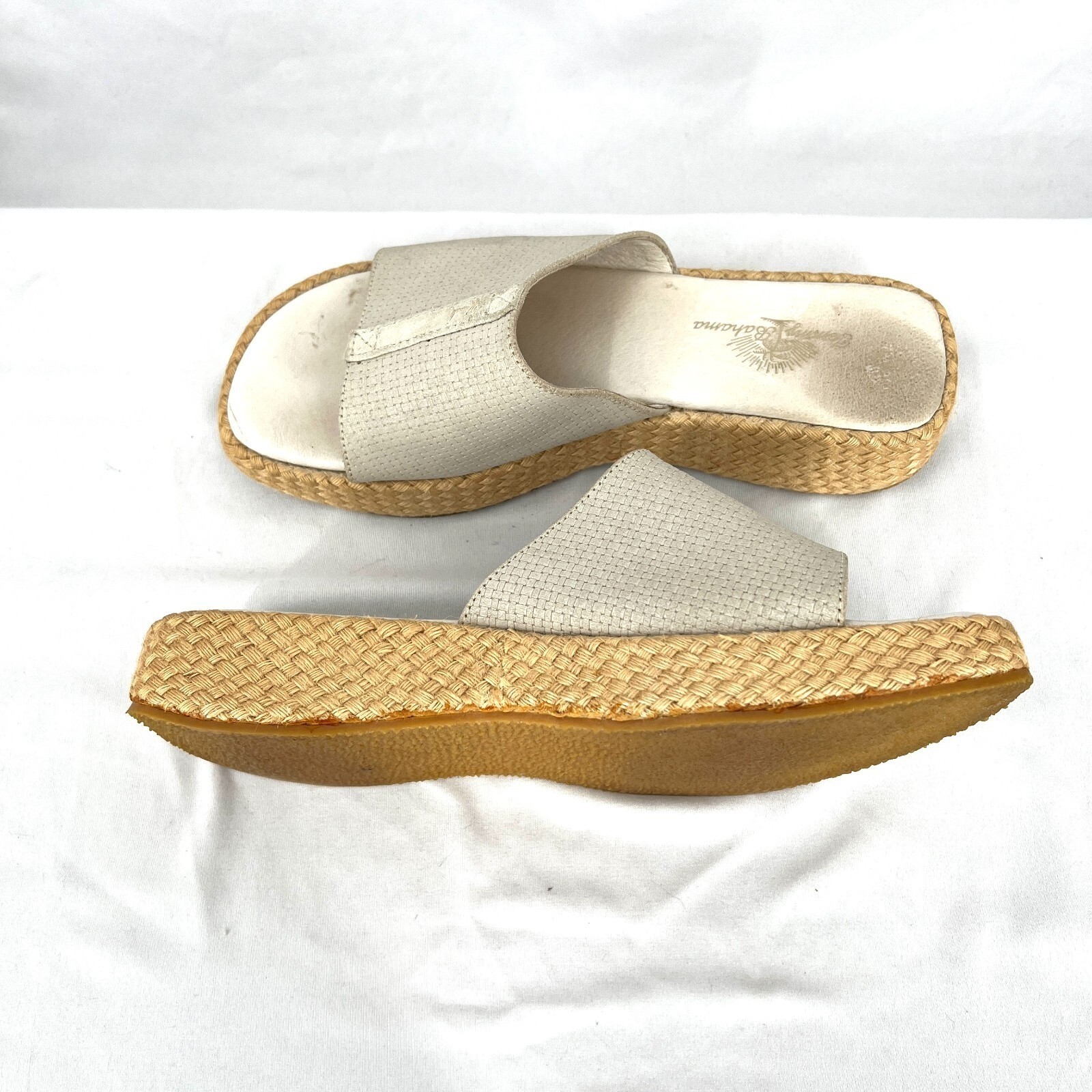 Tommy Bahama Balboa Pier rattan slide relaxed slip on vacation shoes cream 9