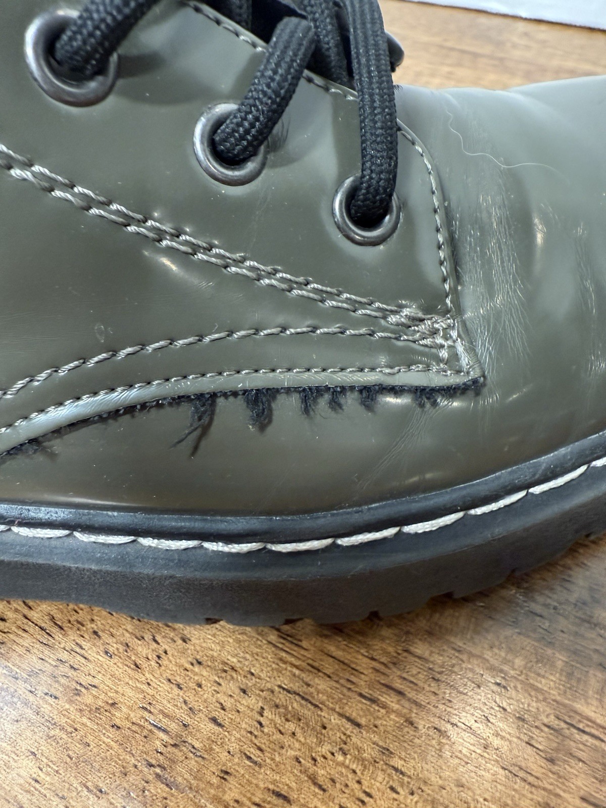 Sincerely Jules Women’s Army Green Boots Black Bottoms Size 7 1/2 Grunge Y2K