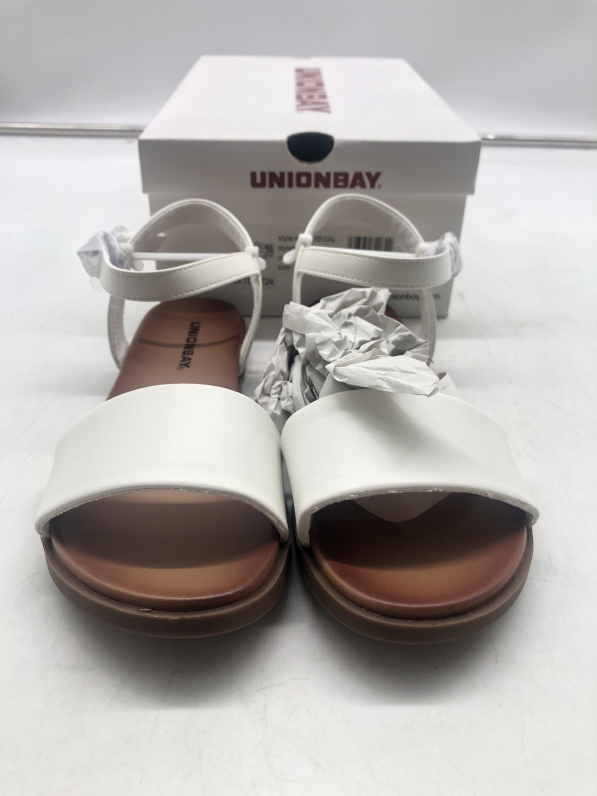 Unionbay Women’s Regal White Sandals Size 6 M New in Box U5REG20 *