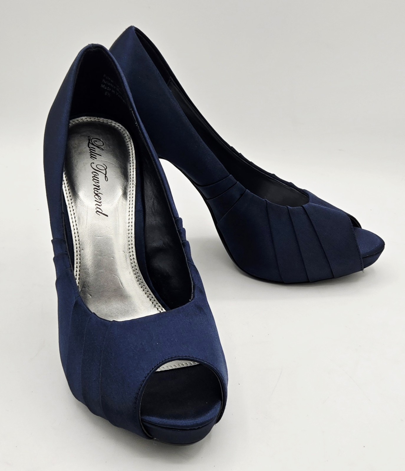 Lulu Townsend Blue Satin Heels Size 8.5