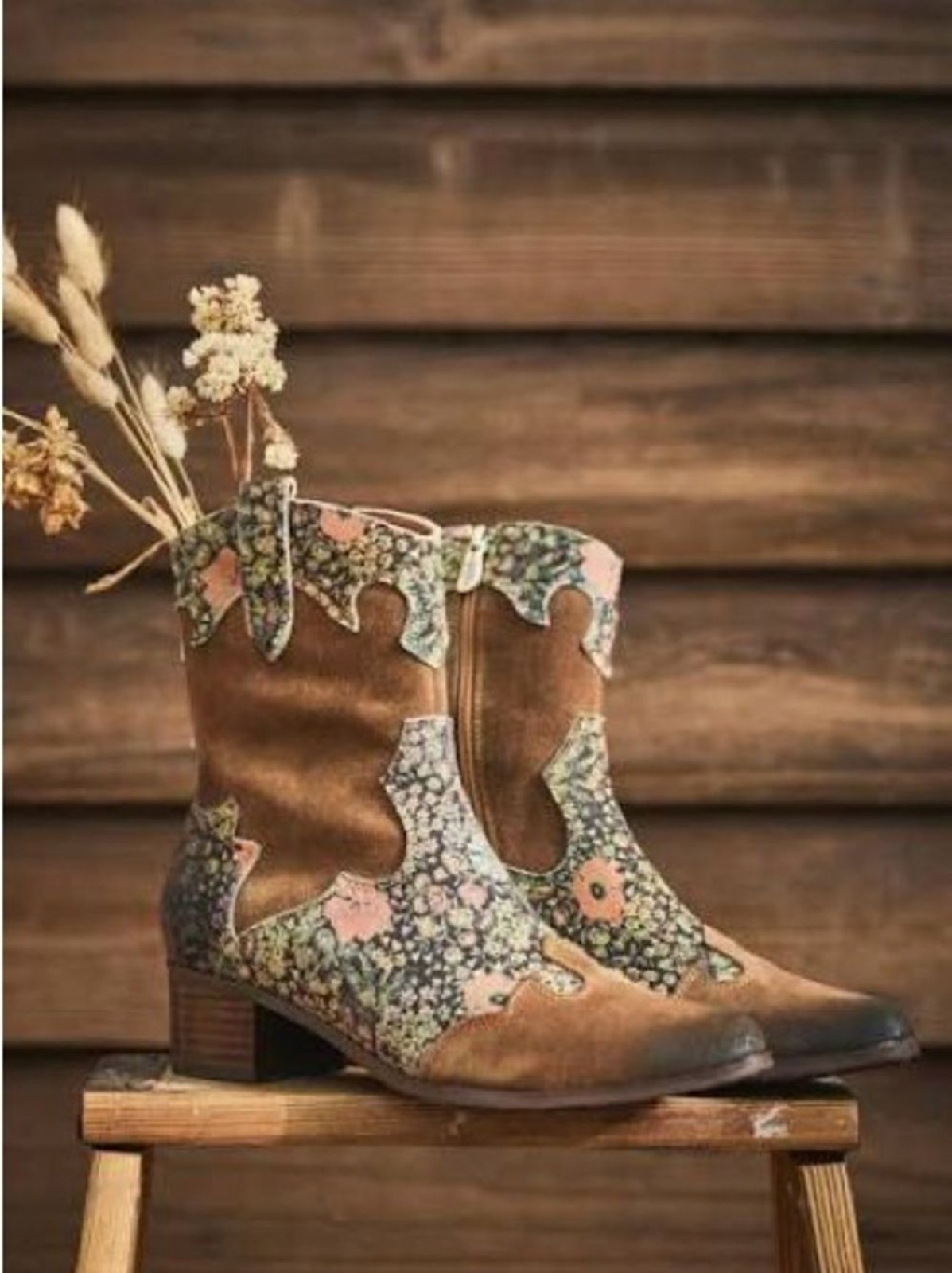 Women’s Floral Suede Ankle Booties in Brown EU 36/US 5