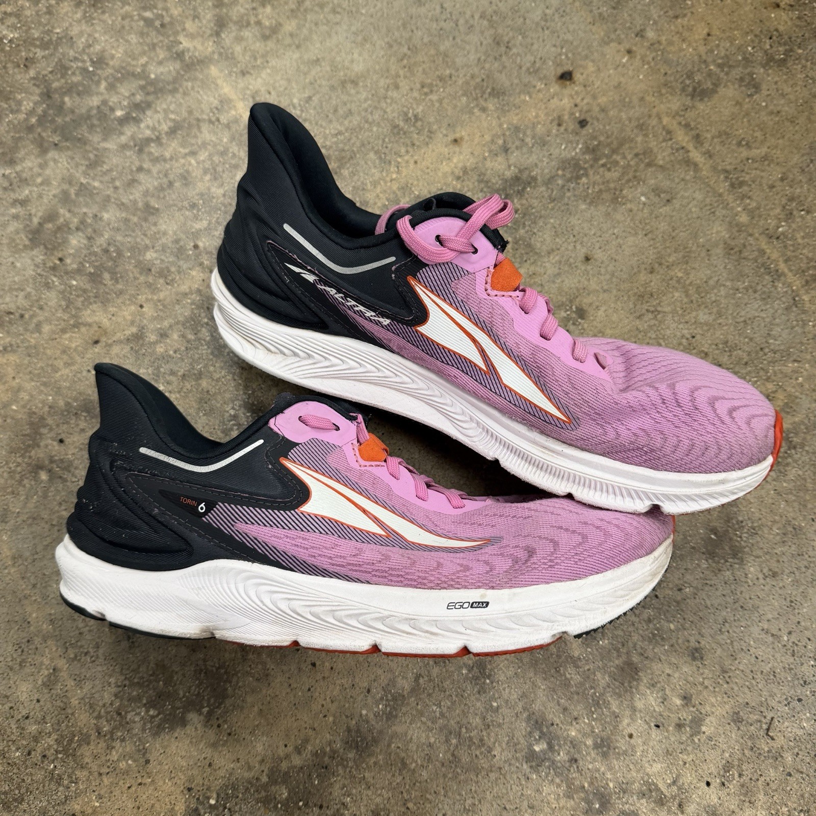 Altra Torin 6 Running Shoes Sneakers ALOA7R78663 Womens Size 9.5 *HOLE*