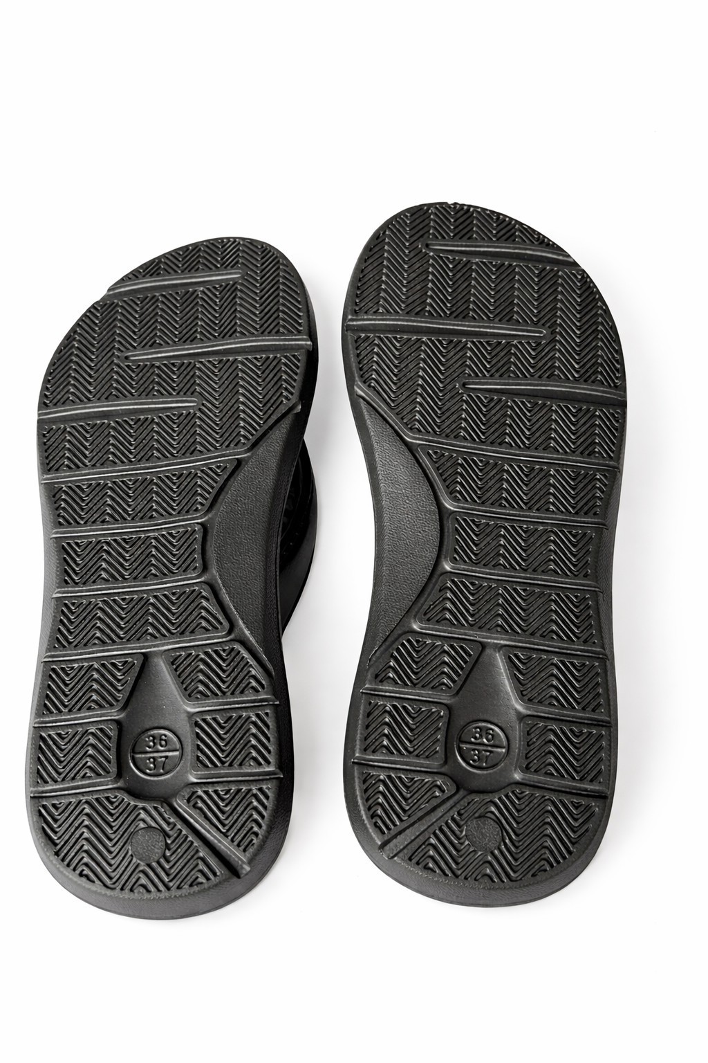 Women’s EVA Foam Flip Flops Cushioned Lightweight Beach Casual Sandals Black