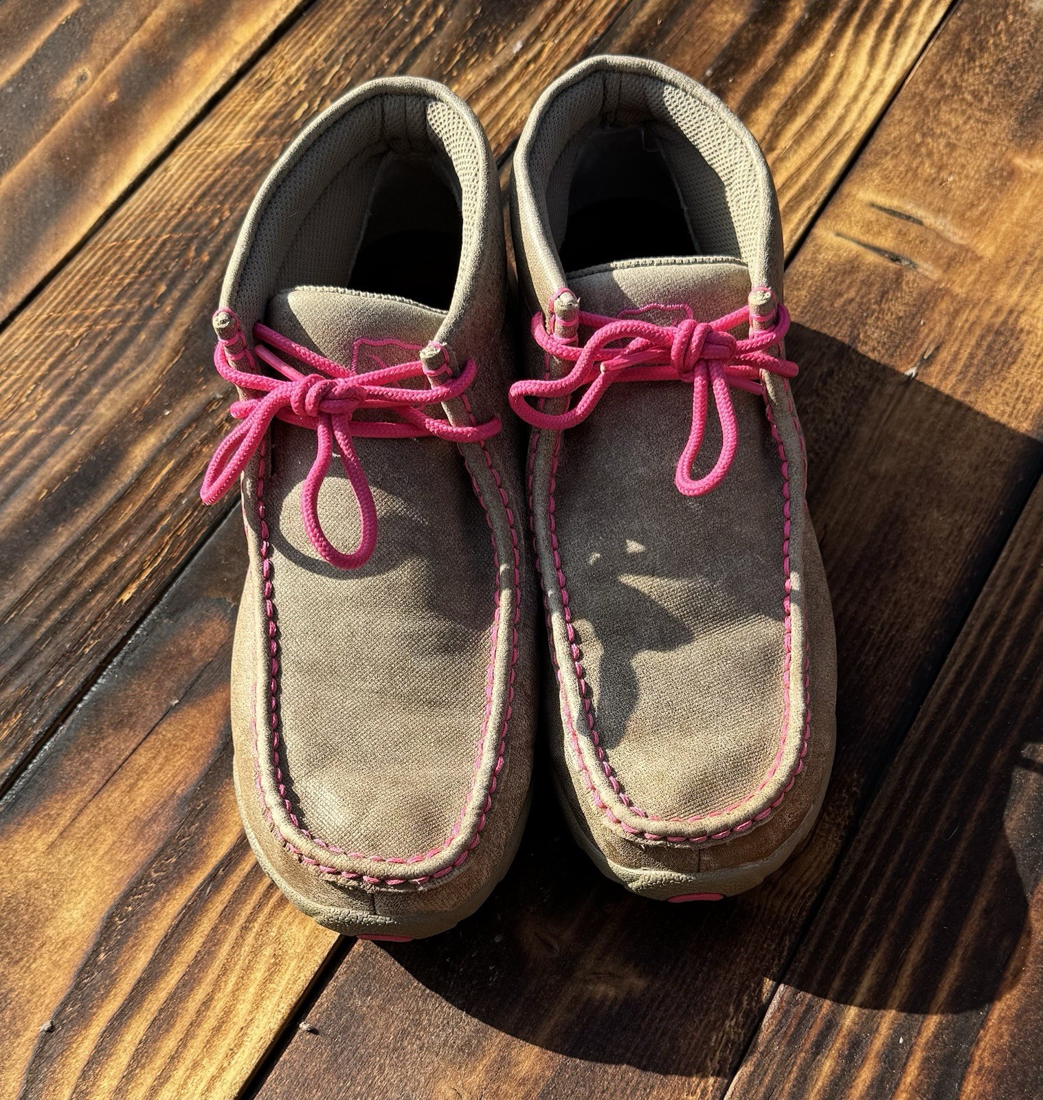 Twisted X WDM0012 Breast Cancer Awareness Pink Ribbon Chukka Boots Women’s US 8M